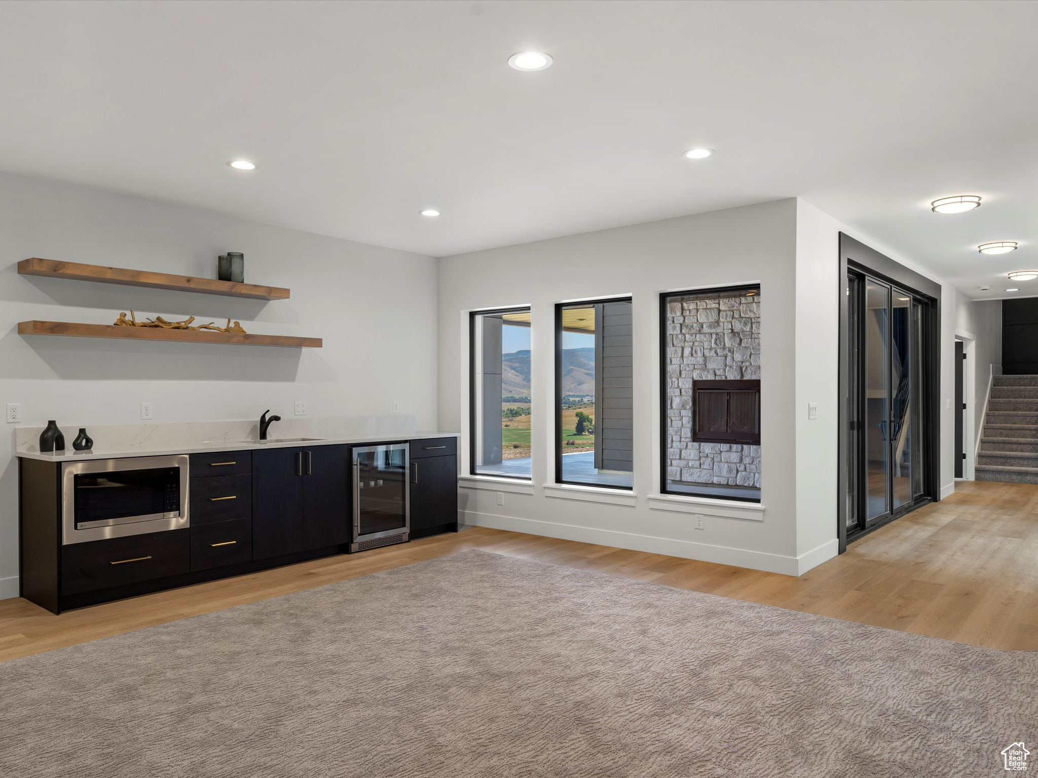 6858 E SUMMIT PEAK CIR