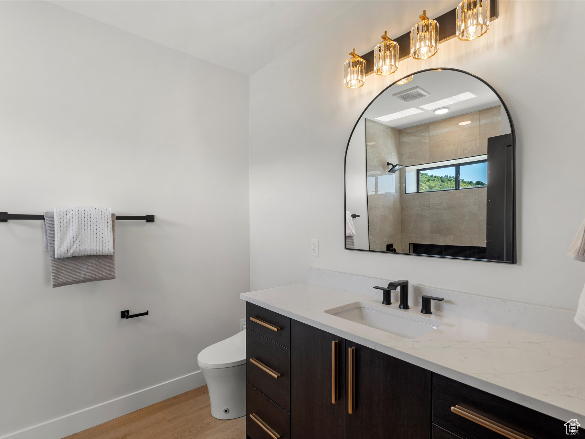 6858 E SUMMIT PEAK CIR