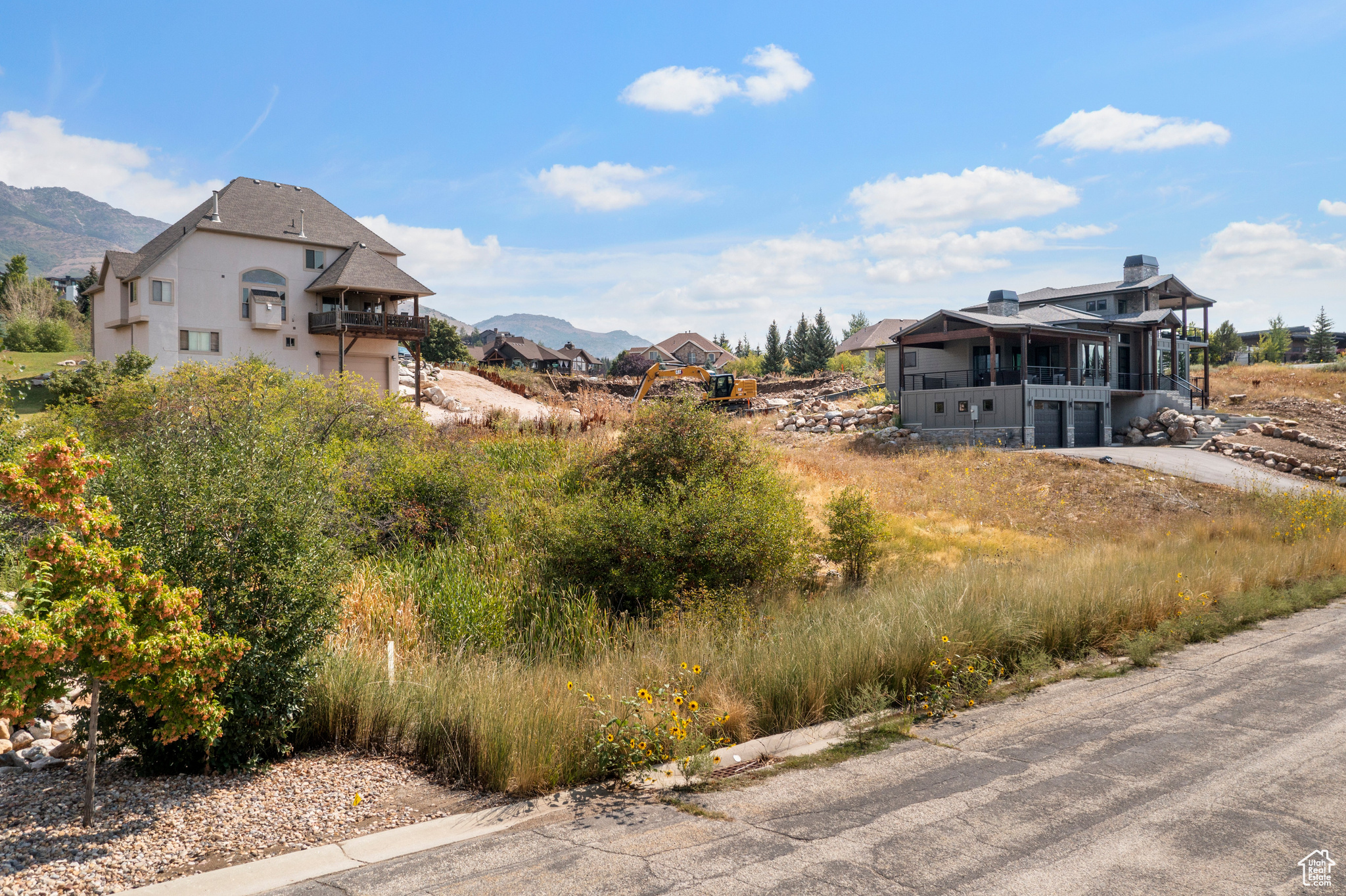 5448 WAPITI CIR Unit: 38