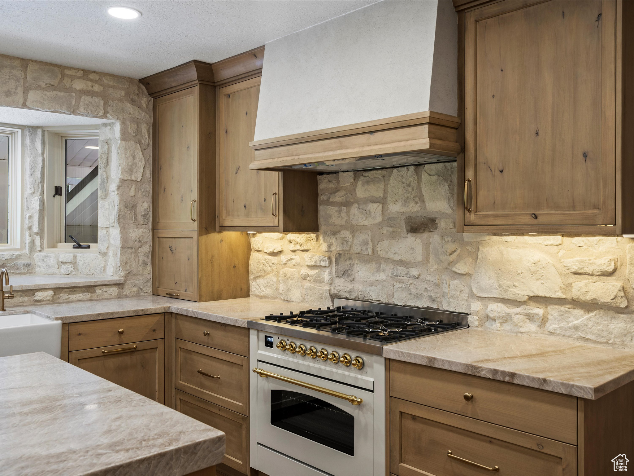 3767 NORDIC VALLEY DR