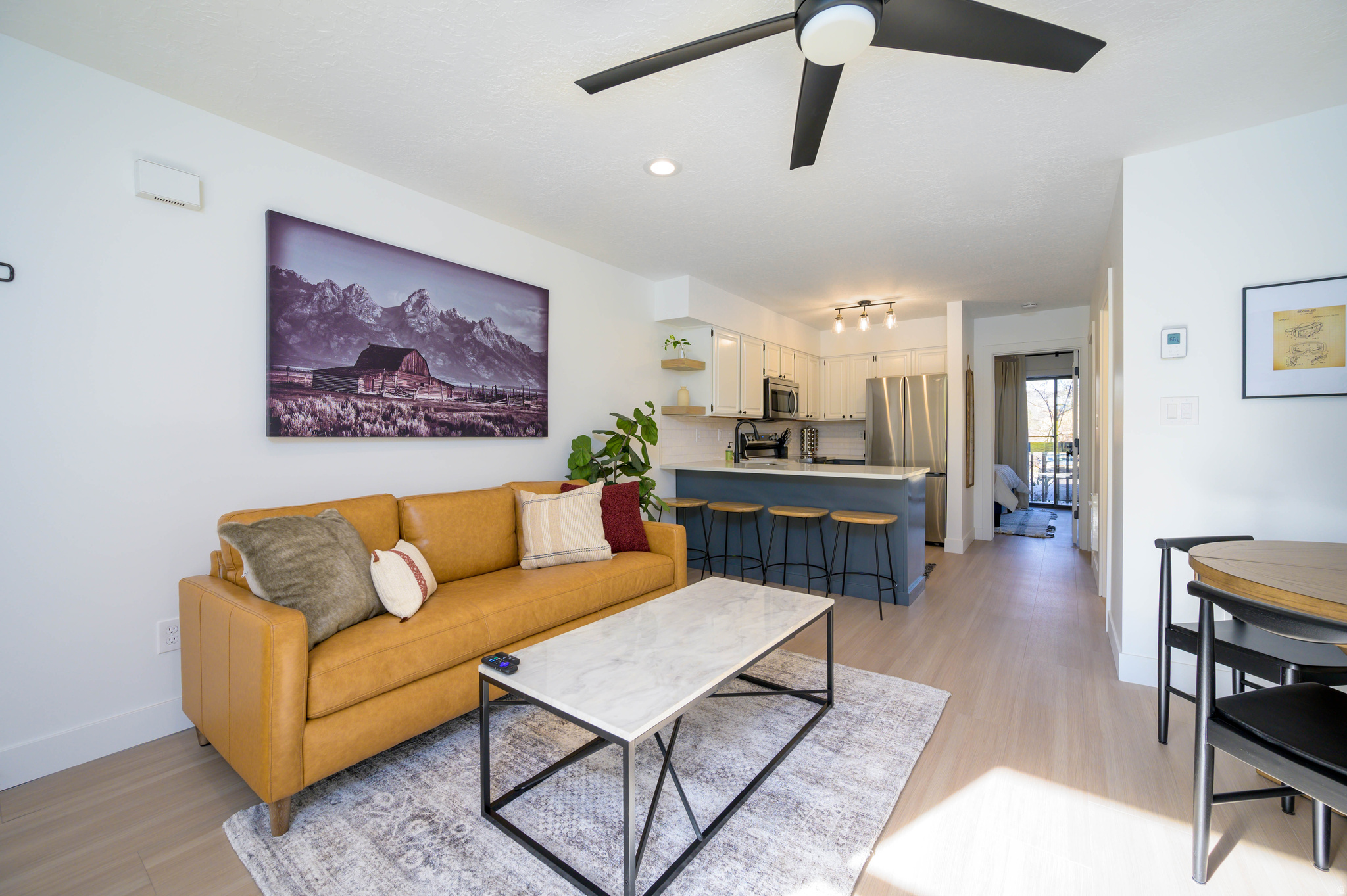 3615 N WOLF LODGE DR #402