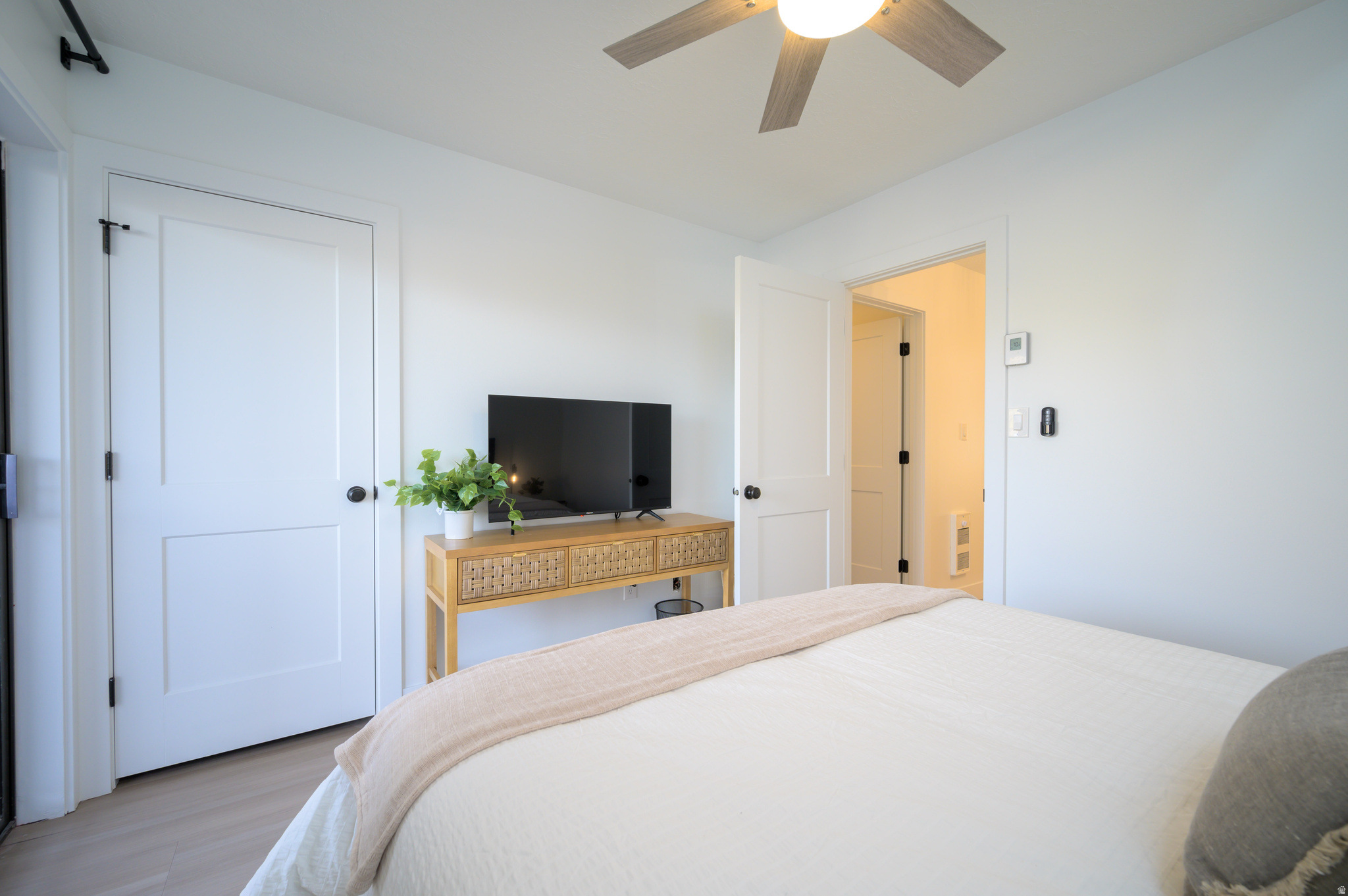 3615 N WOLF LODGE DR #402