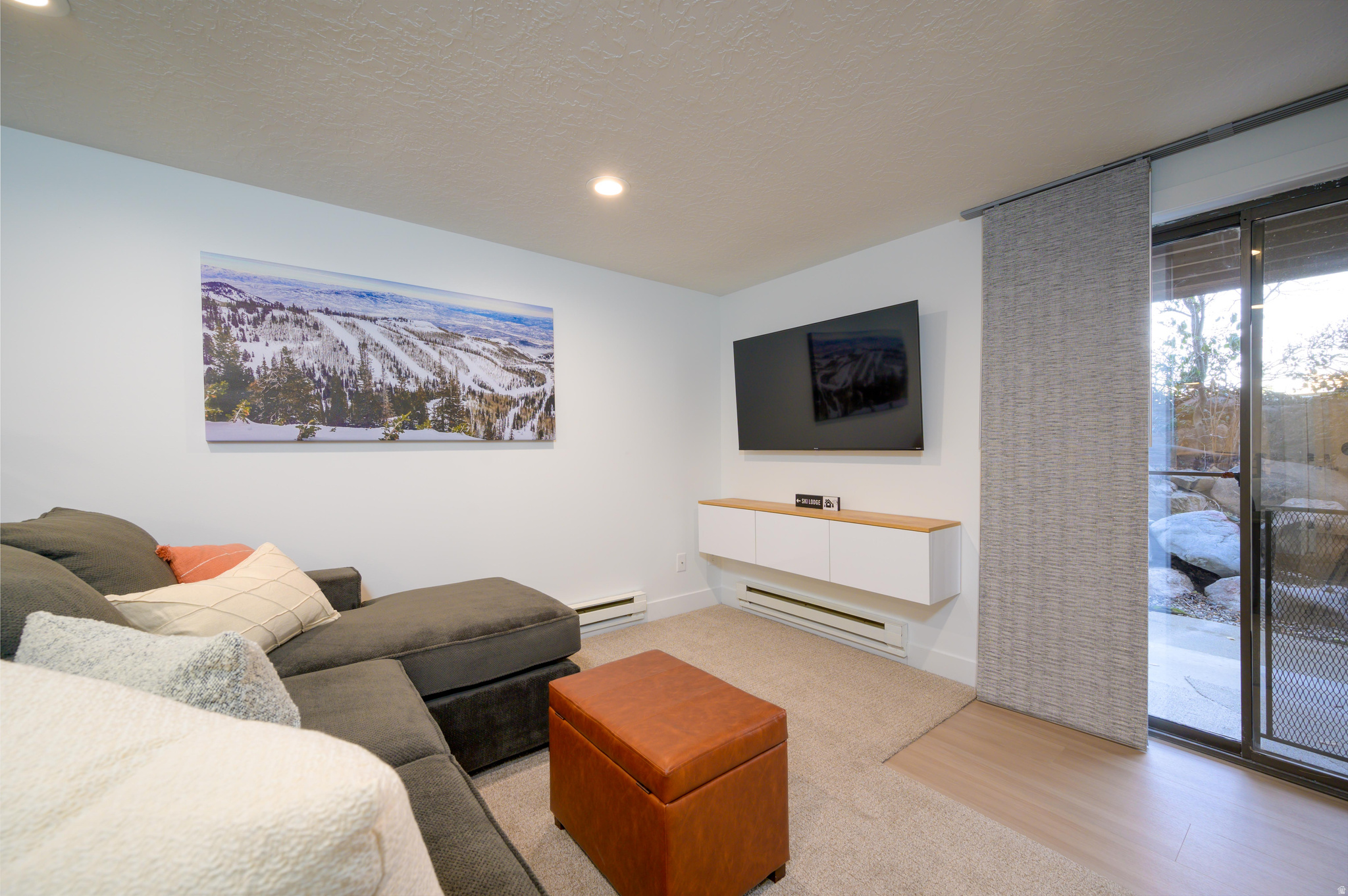 3615 N WOLF LODGE DR #402