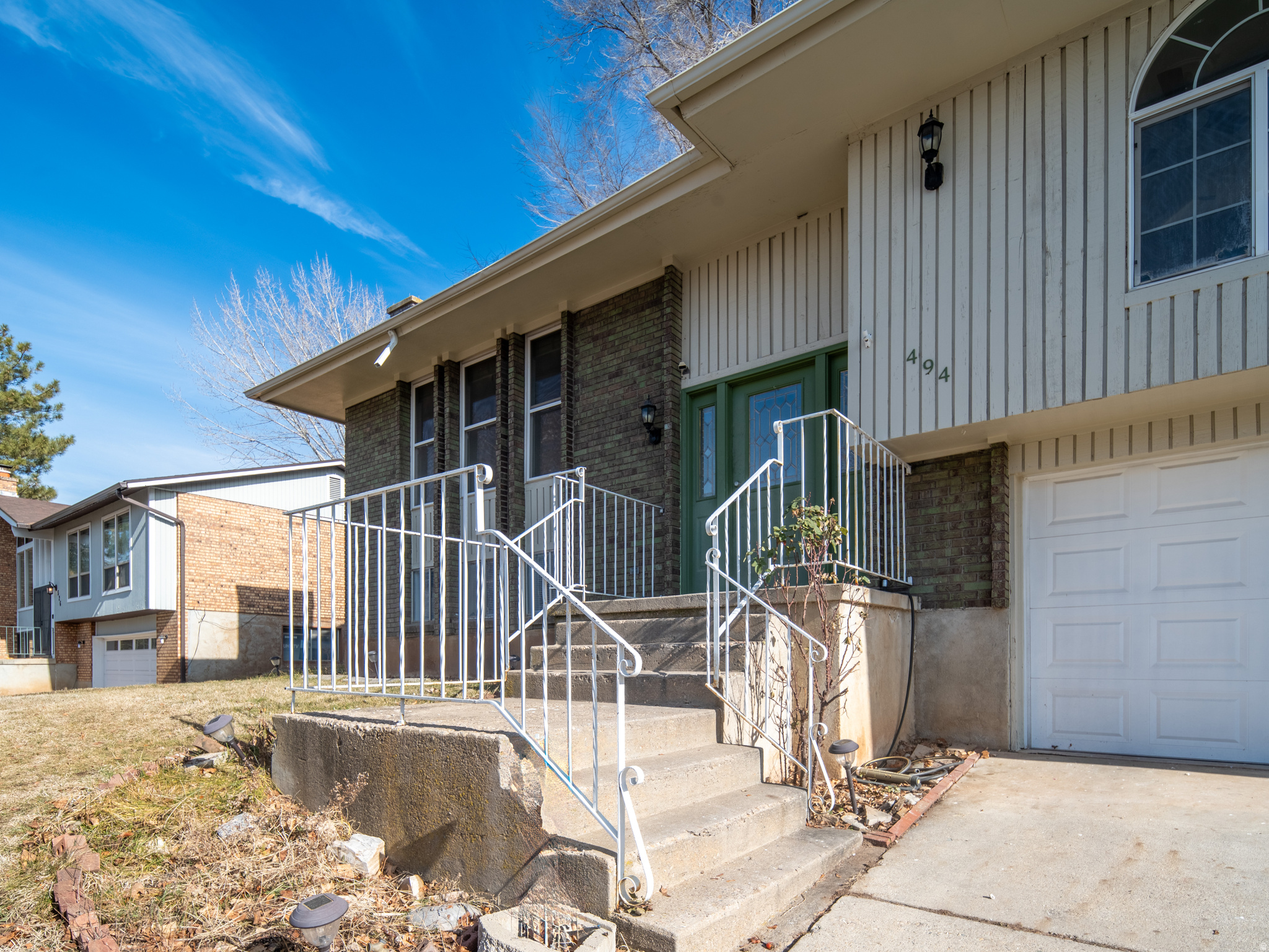 494 N ECCLES AVE