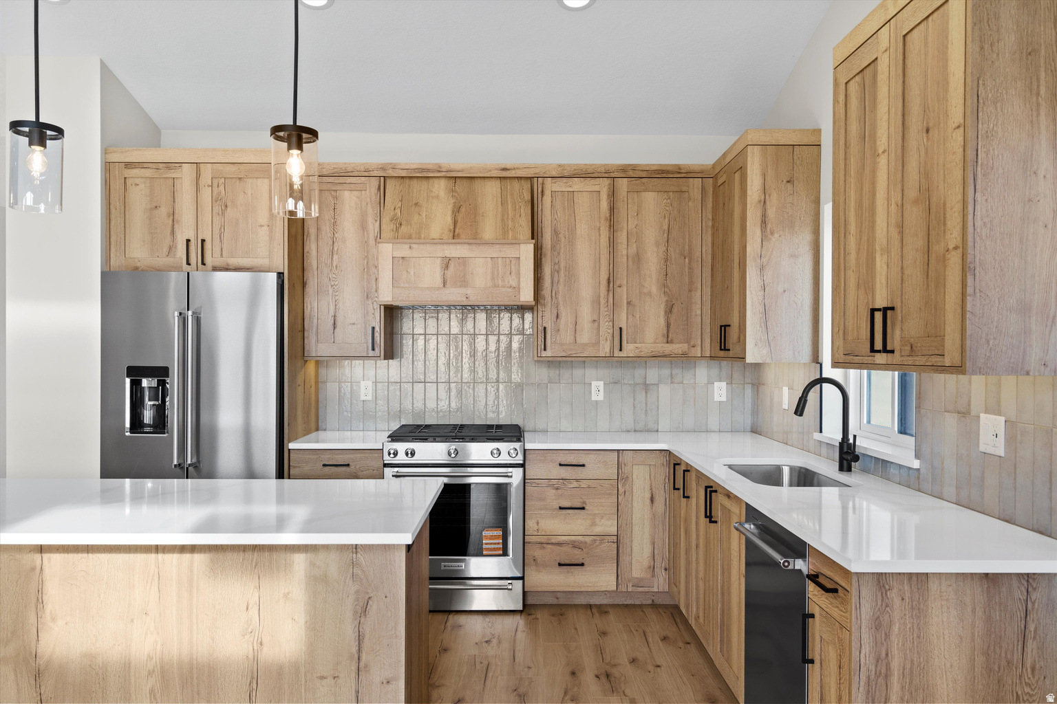 4634 N SEVEN BRIDGES RD #27