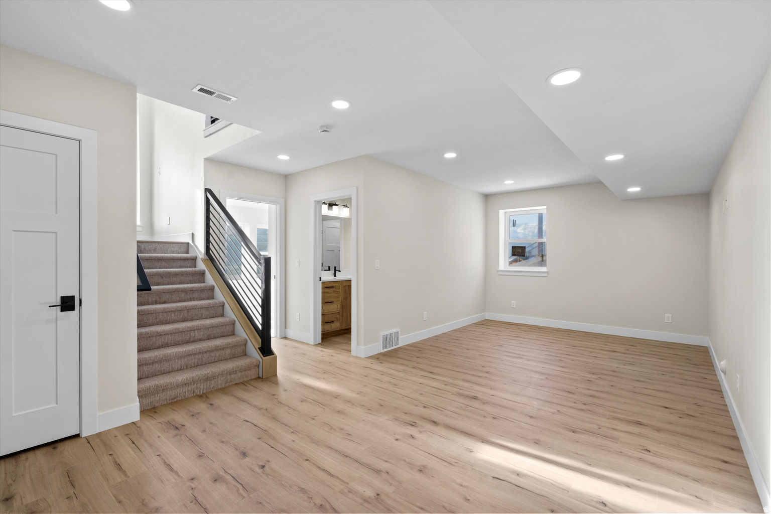 4634 N SEVEN BRIDGES RD #27