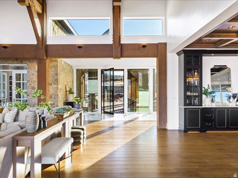 5734 E LEWIS POINT CIR