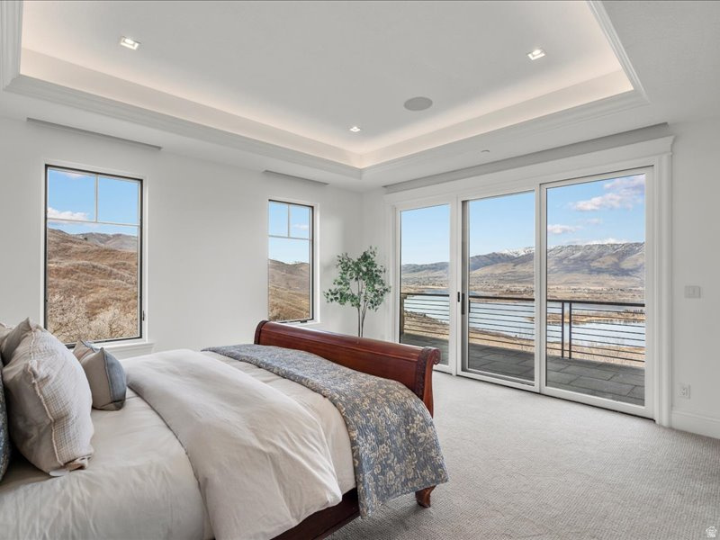 5734 E LEWIS POINT CIR