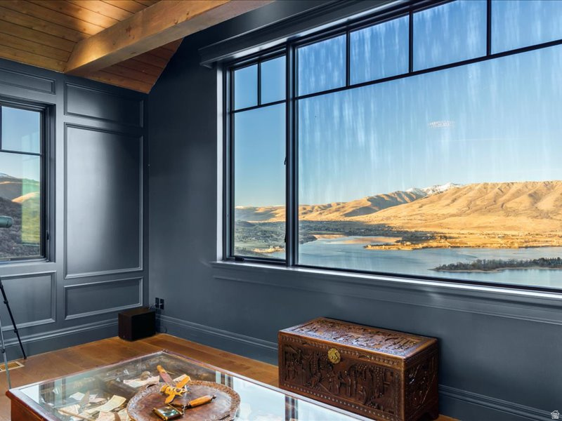 5734 E LEWIS POINT CIR