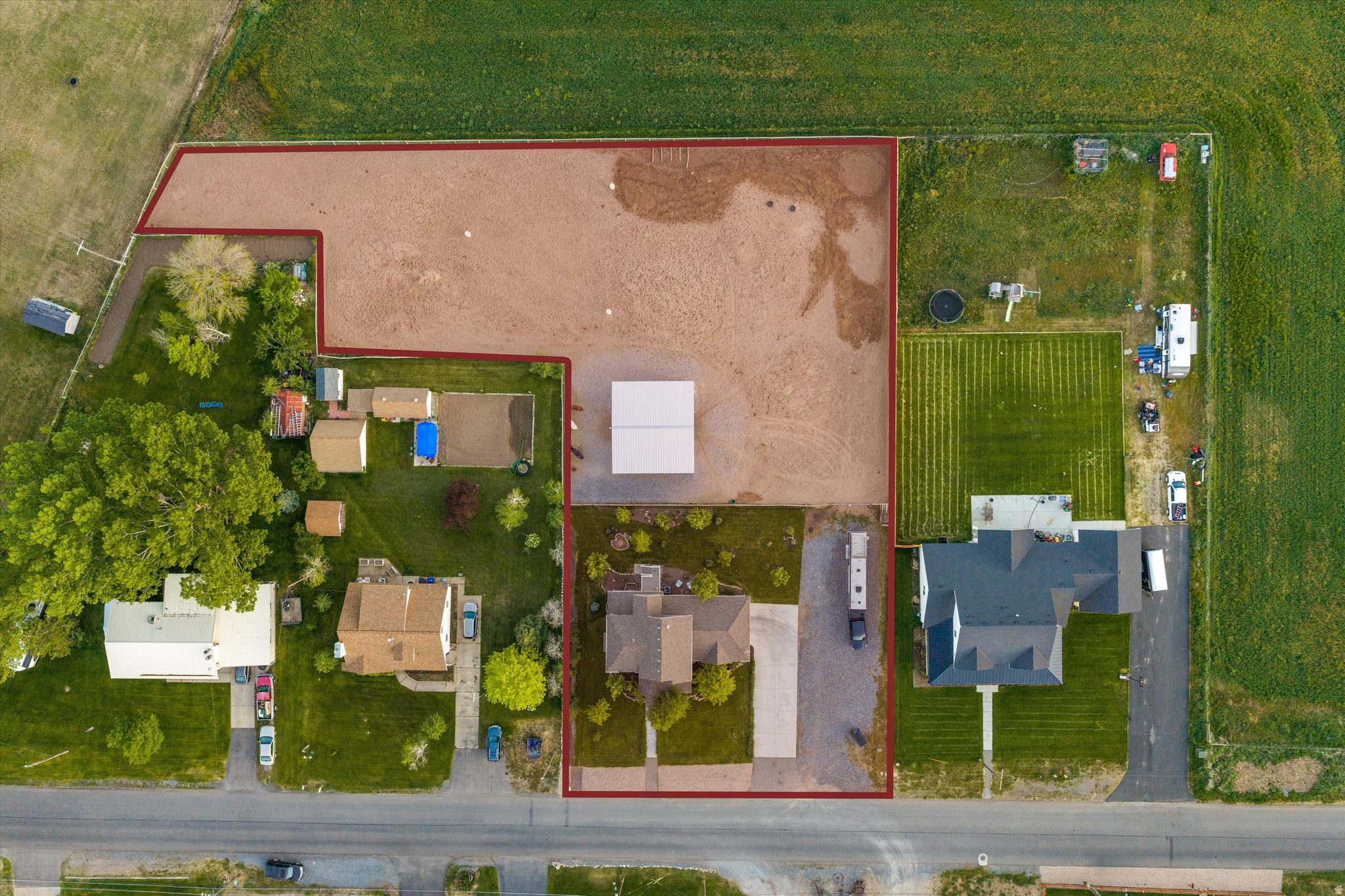 681 W ISLAND RD