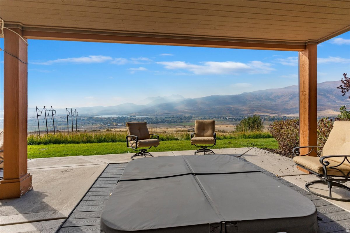 5972 E BIG HORN PKWY