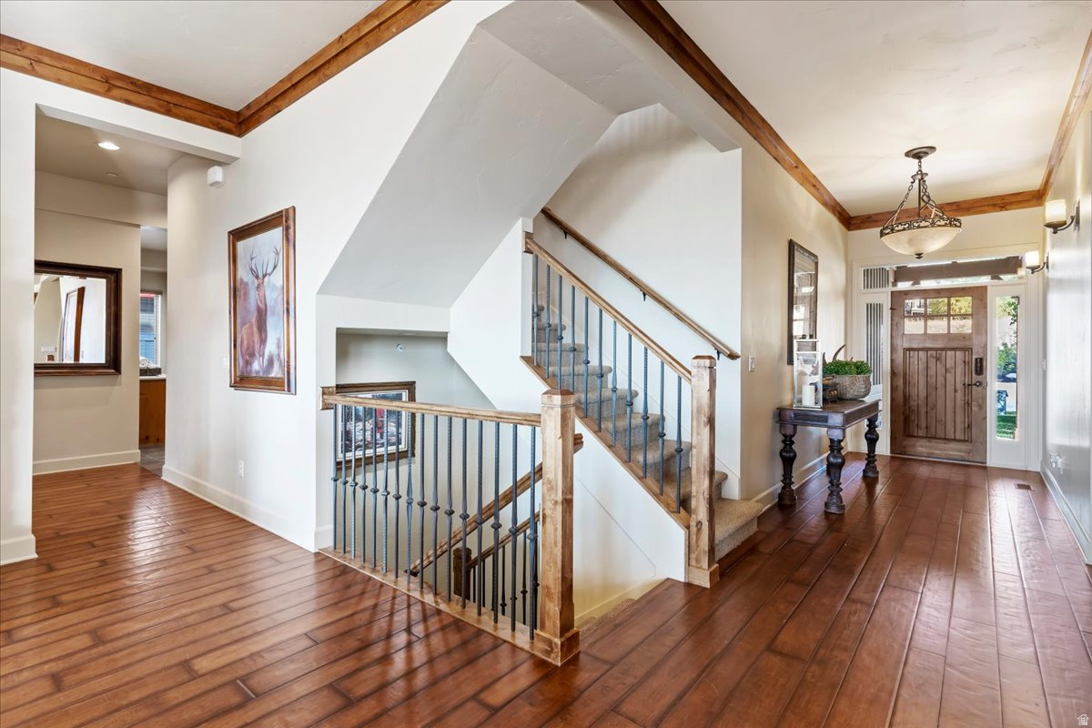 5972 E BIG HORN PKWY