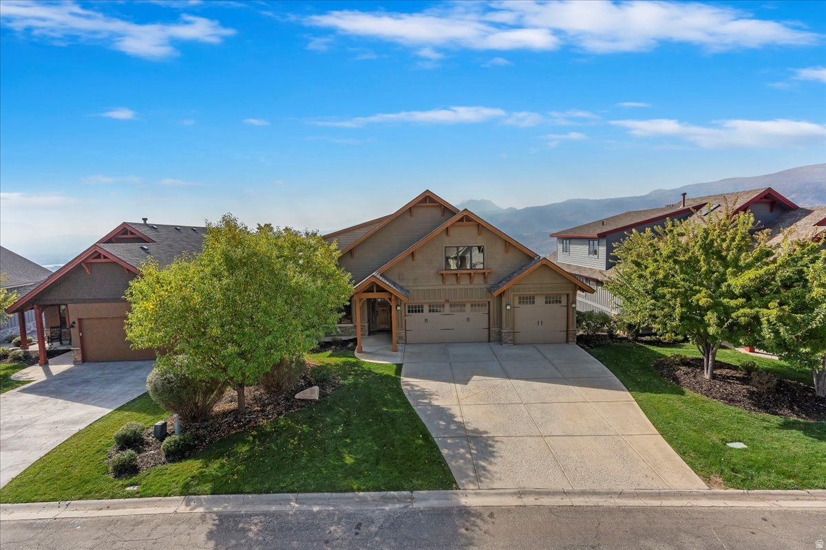 5972 E BIG HORN PKWY