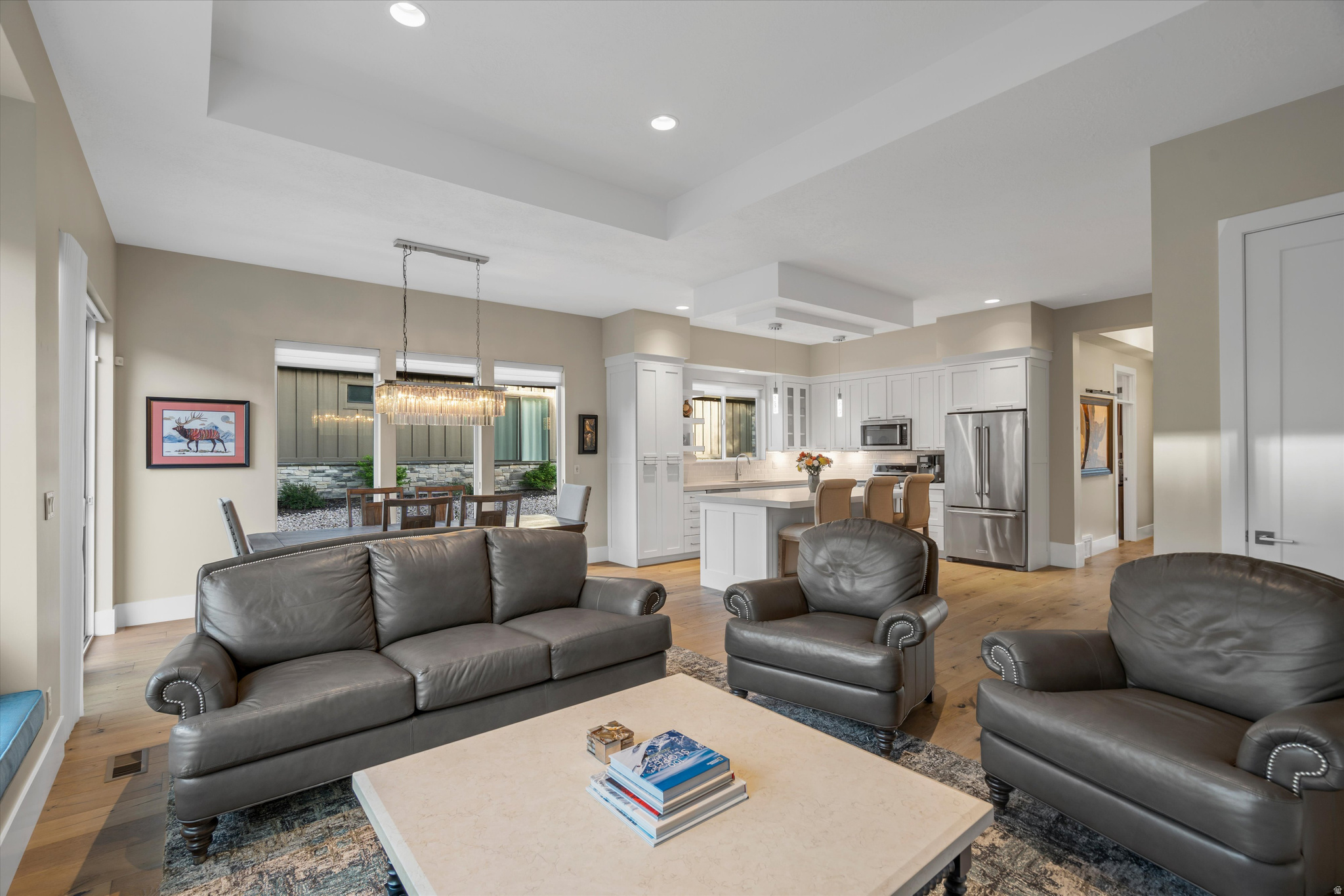 5917 E BIG HORN PKWY