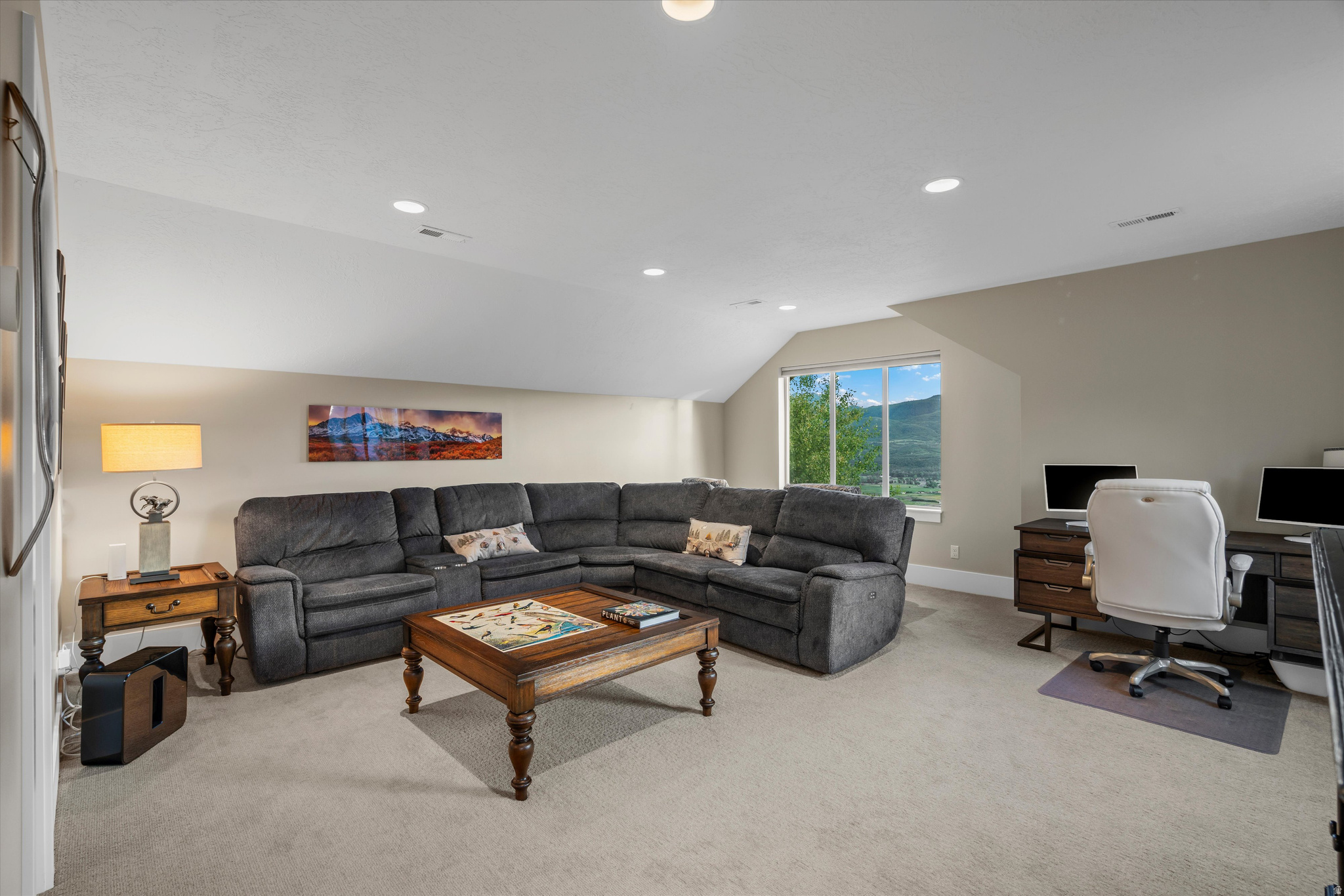 5917 E BIG HORN PKWY