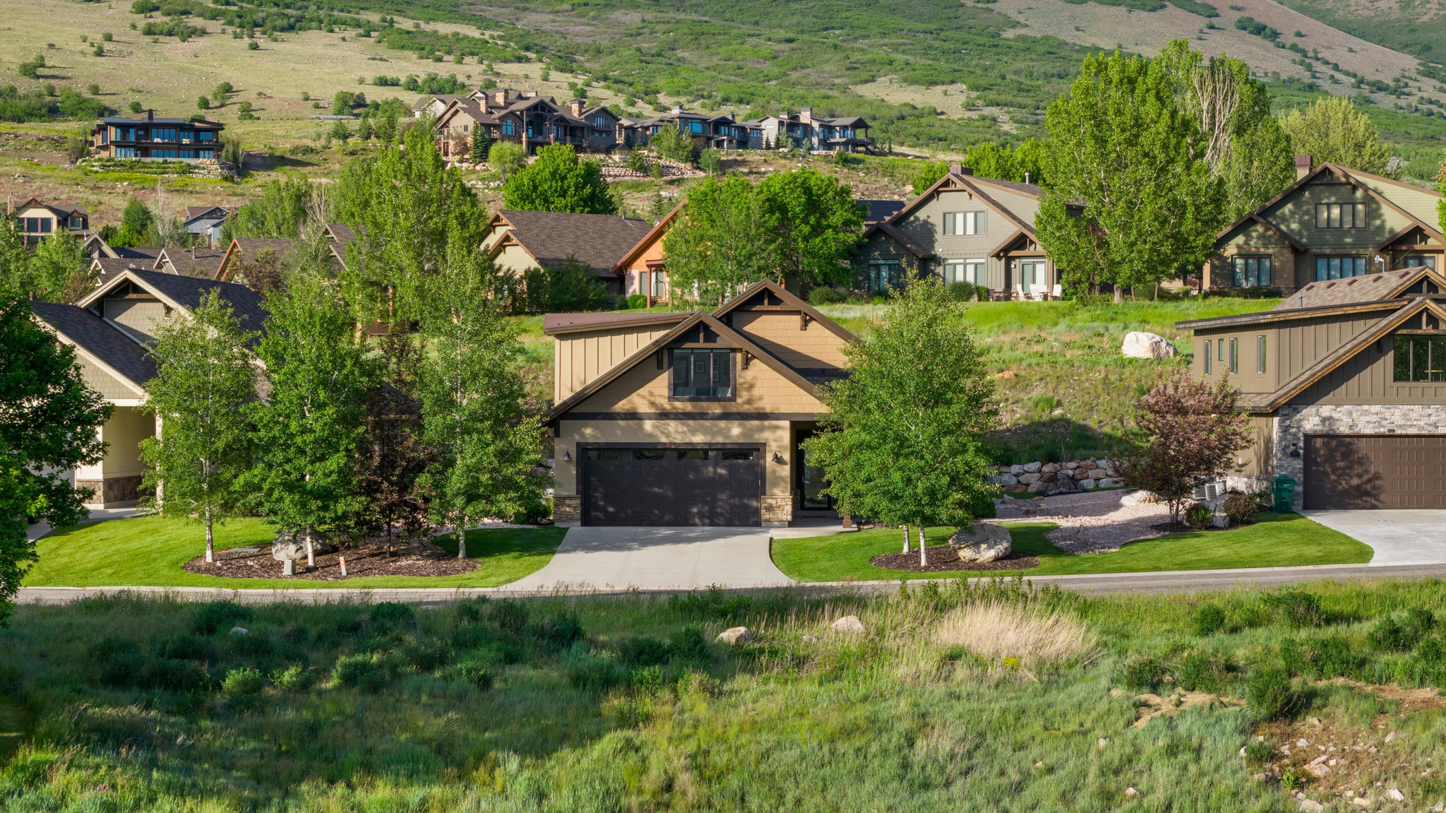 5917 E BIG HORN PKWY