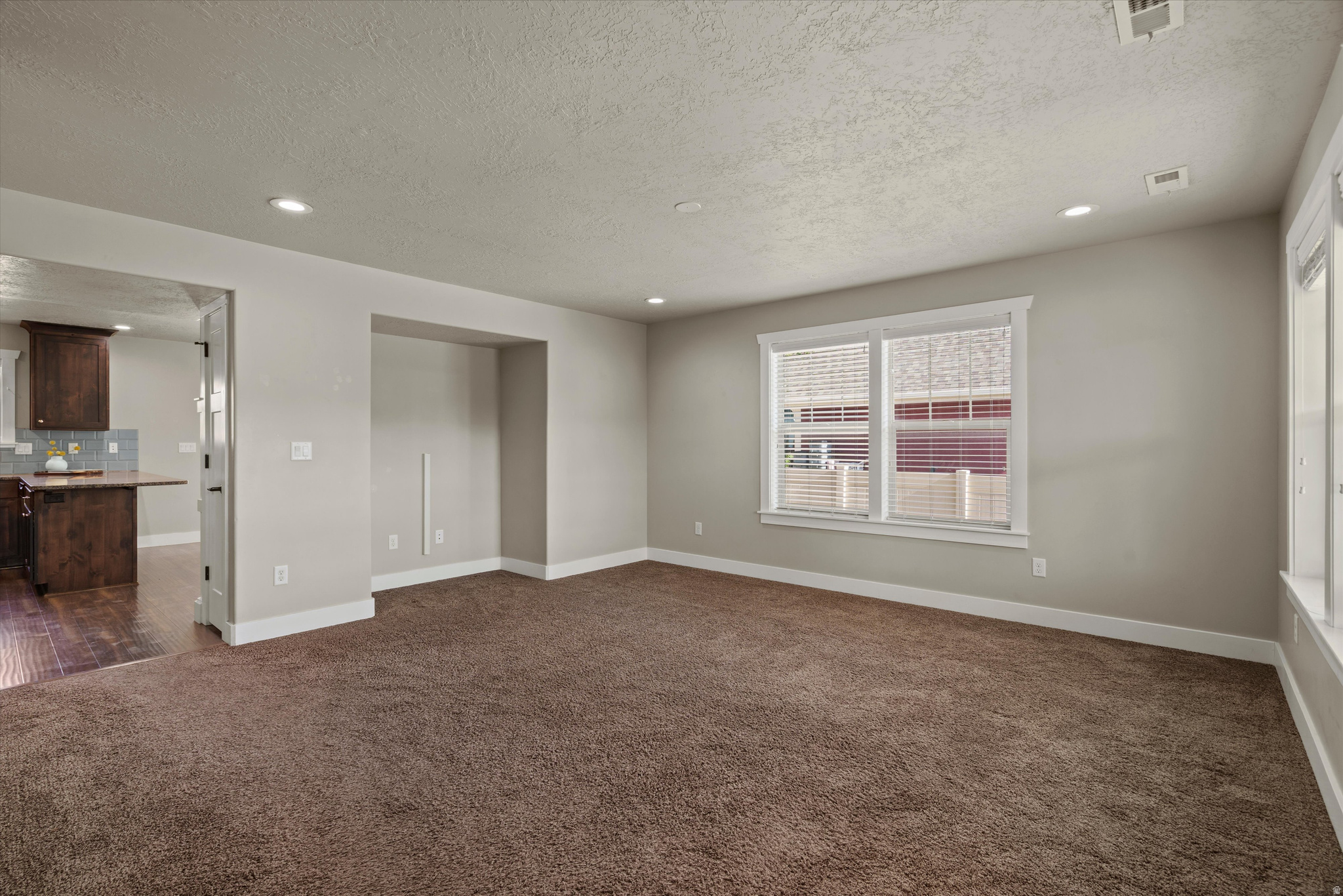 2370 S FOWLER AVE