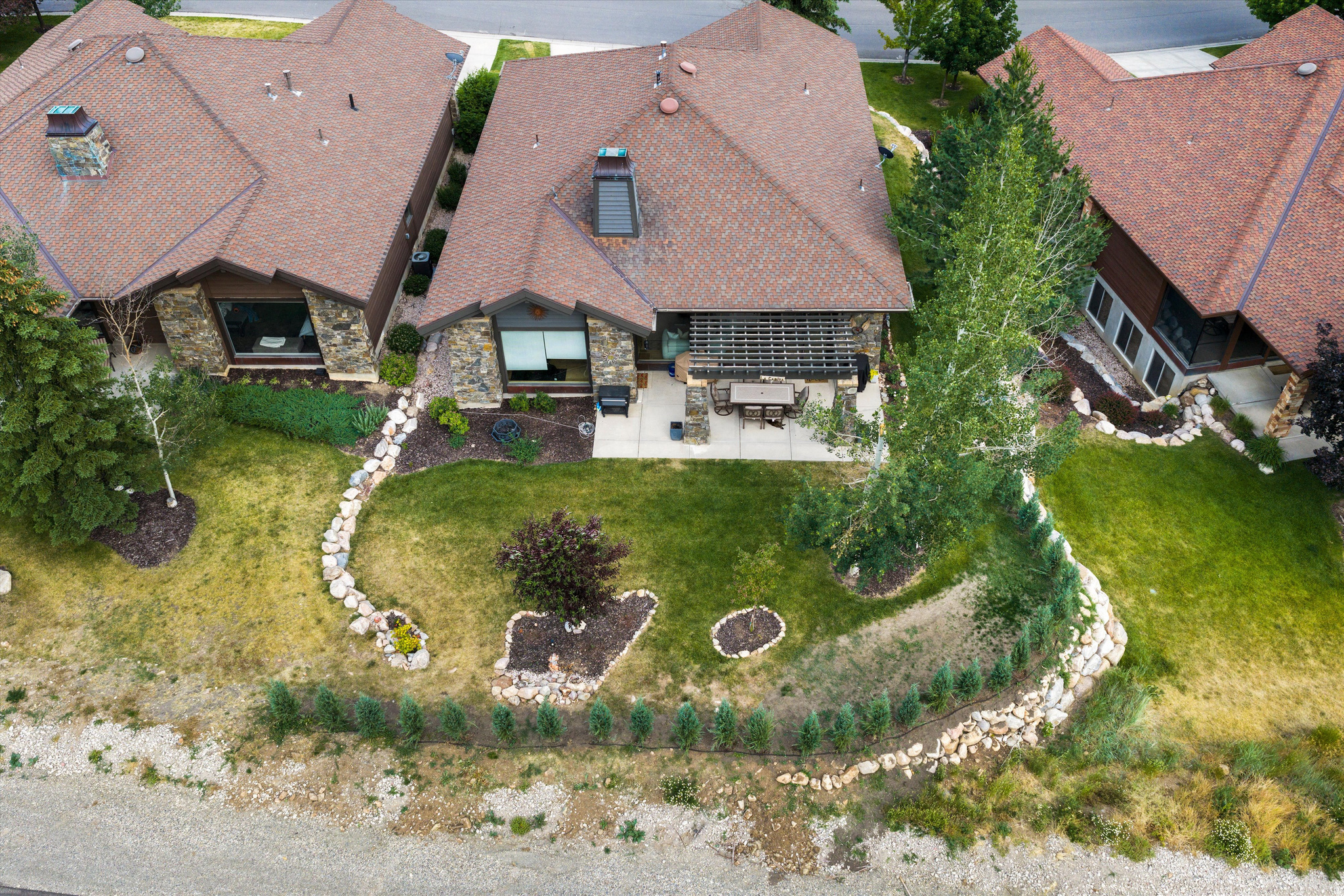 4892 E EAGLERIDGE DR