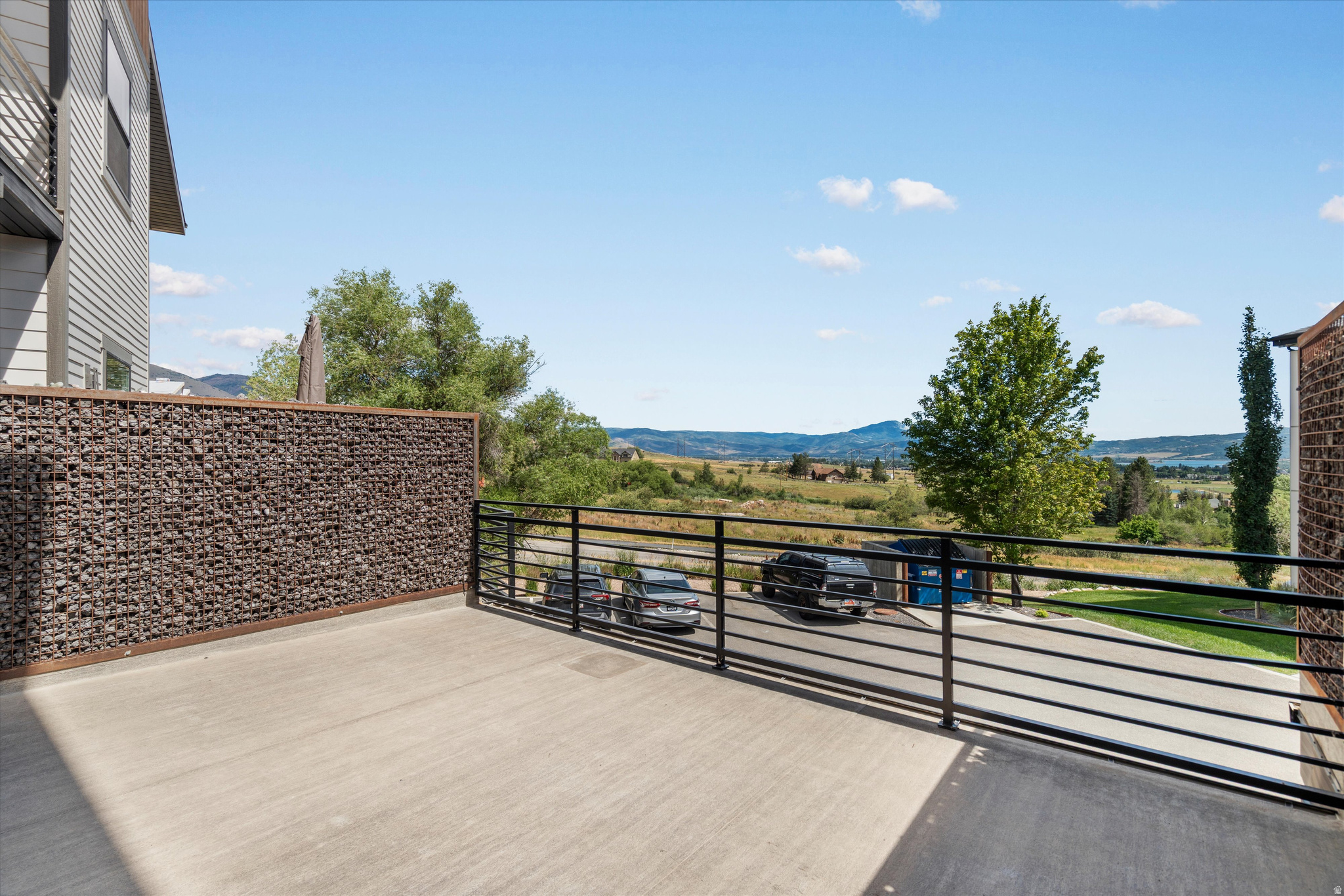 4939 E WOLF LODGE DR