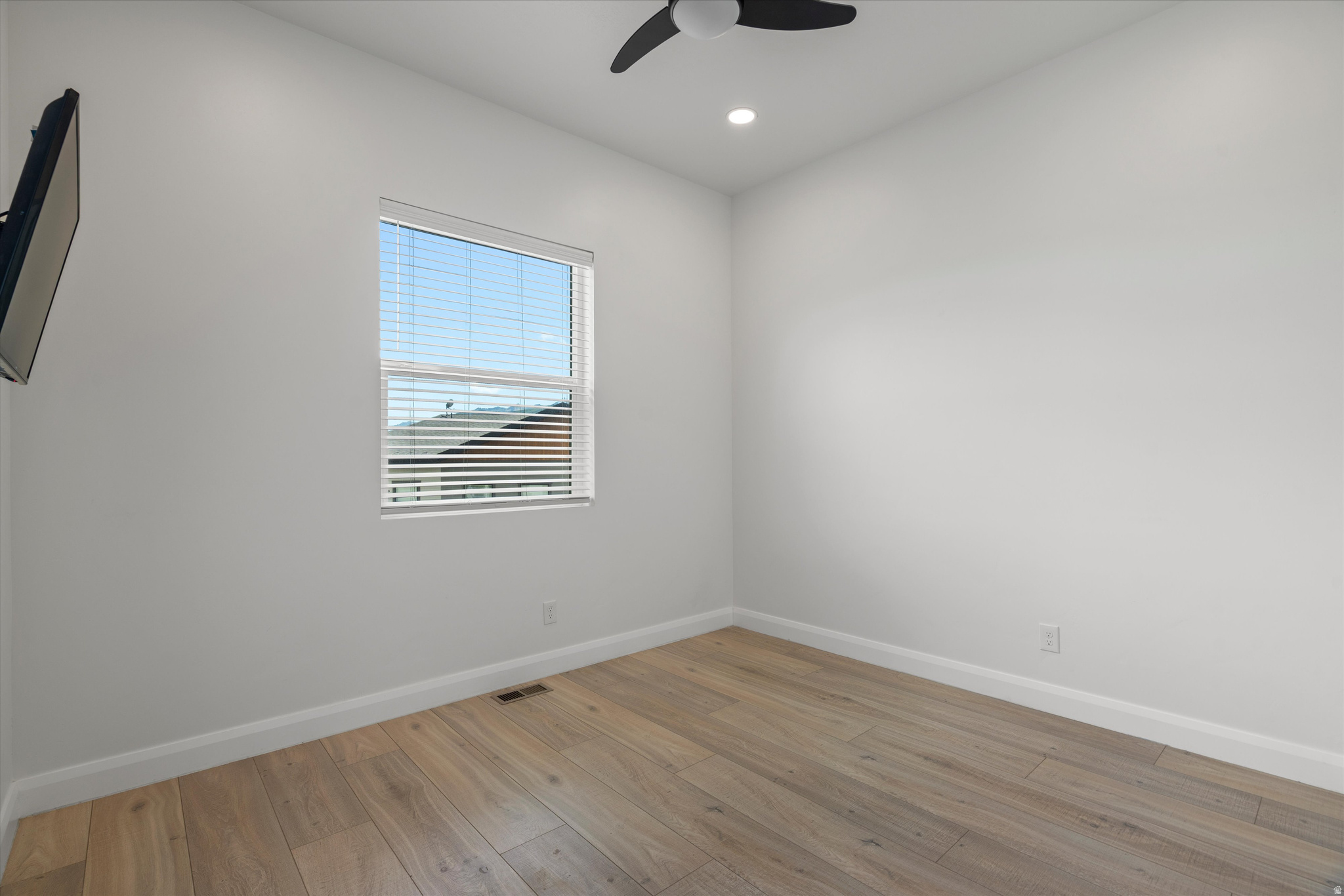 4939 E WOLF LODGE DR