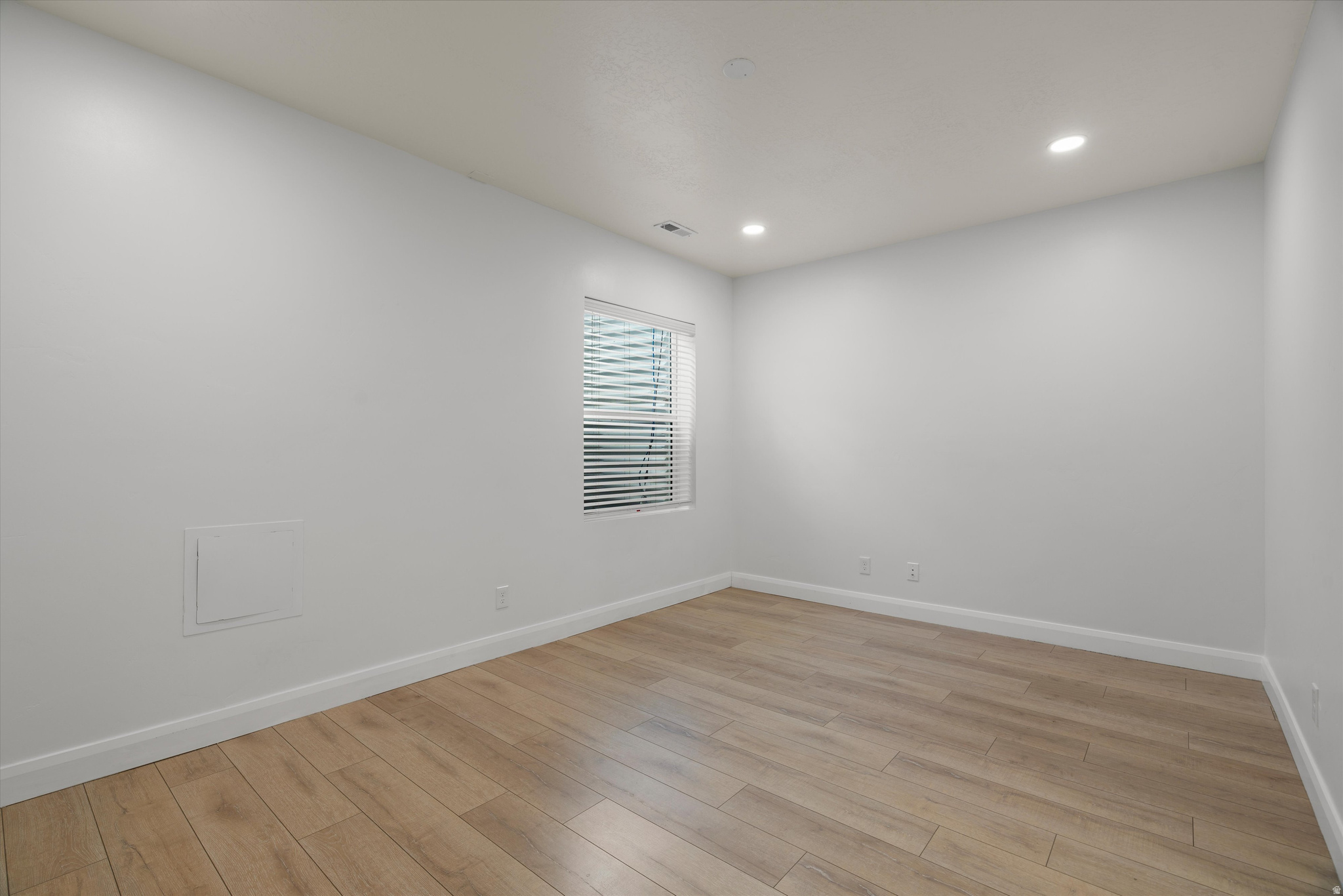 4939 E WOLF LODGE DR