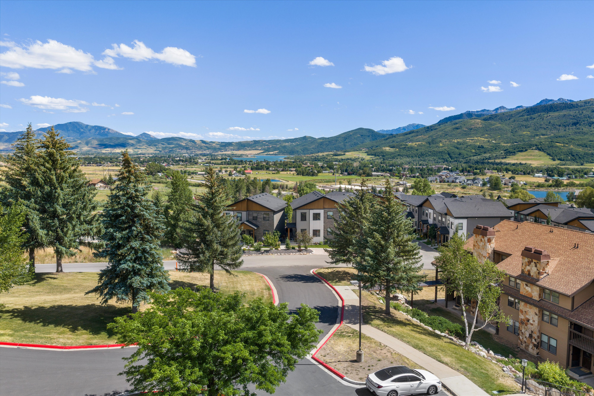 4939 E WOLF LODGE DR