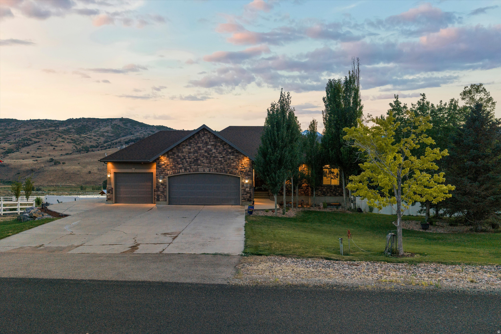 19694 S ELKHORN CIR