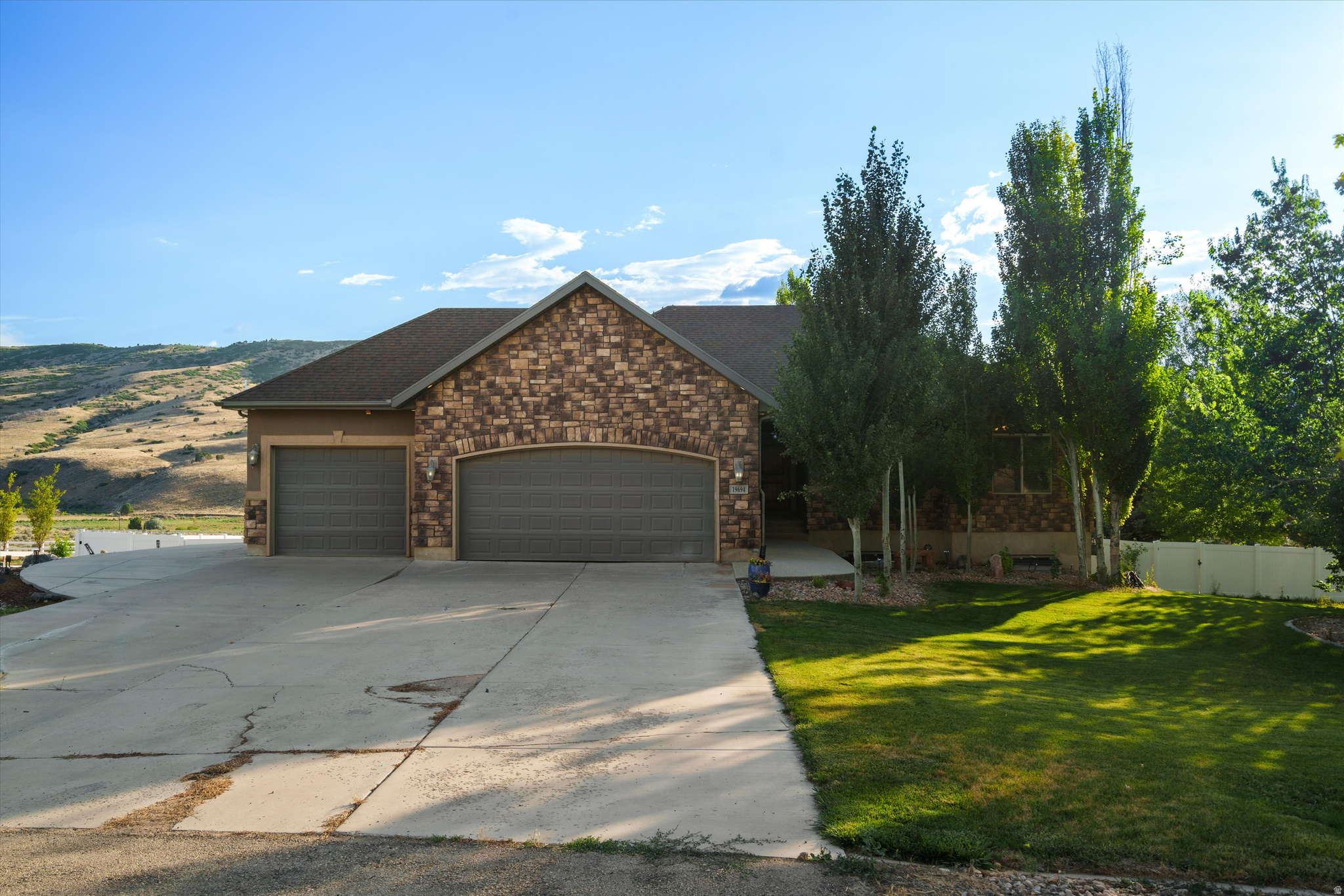 19694 S ELKHORN CIR