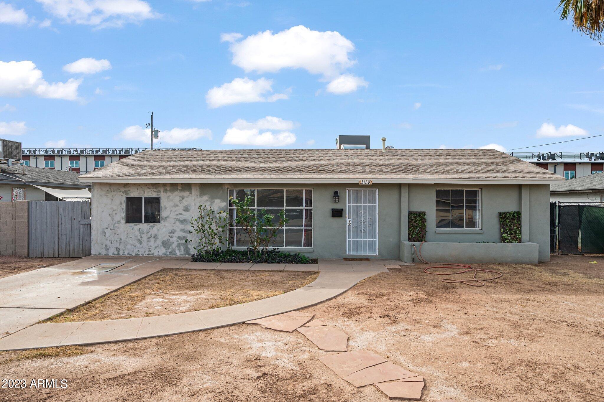 3129 E MCKINLEY Street