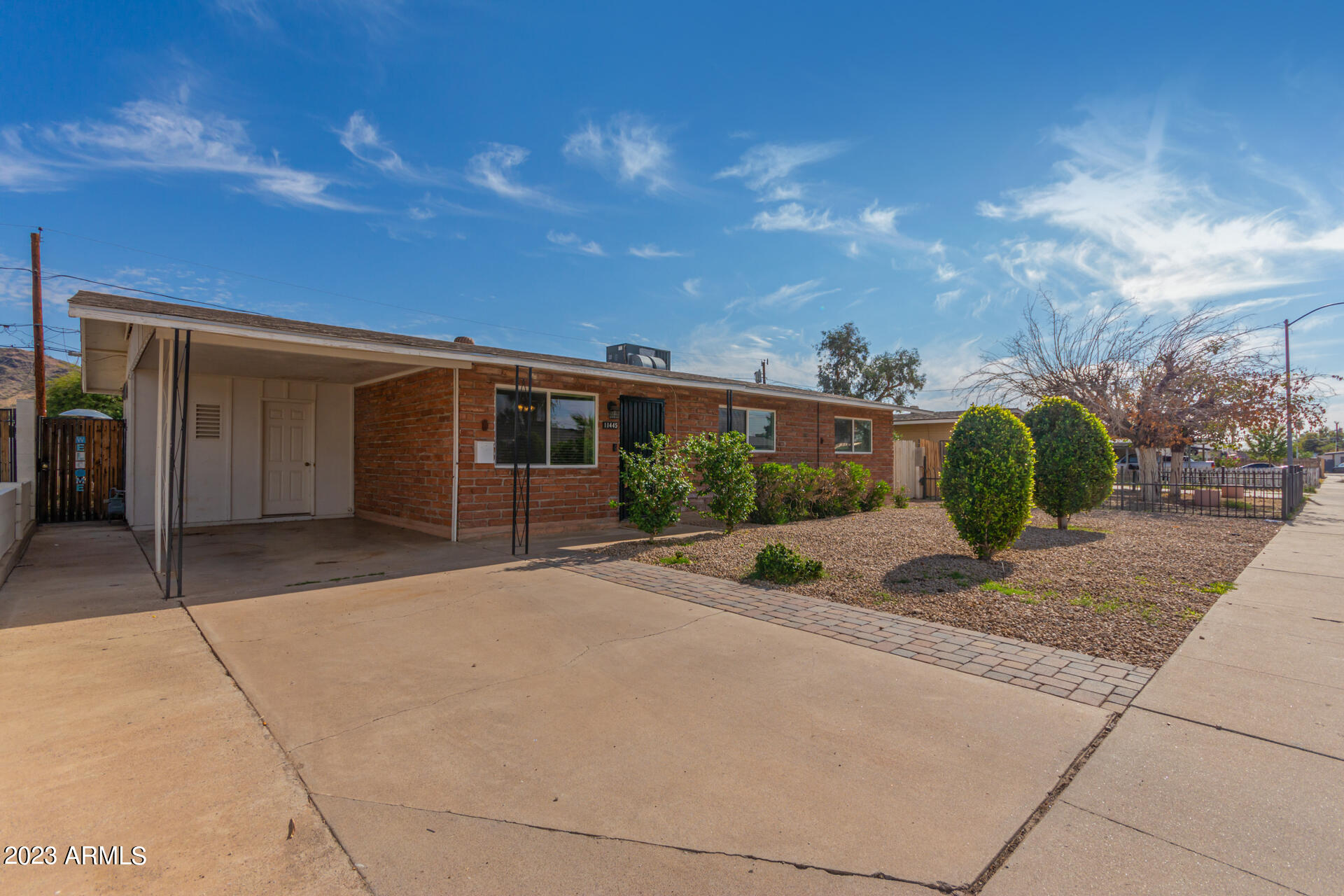 11445 N 21ST Drive