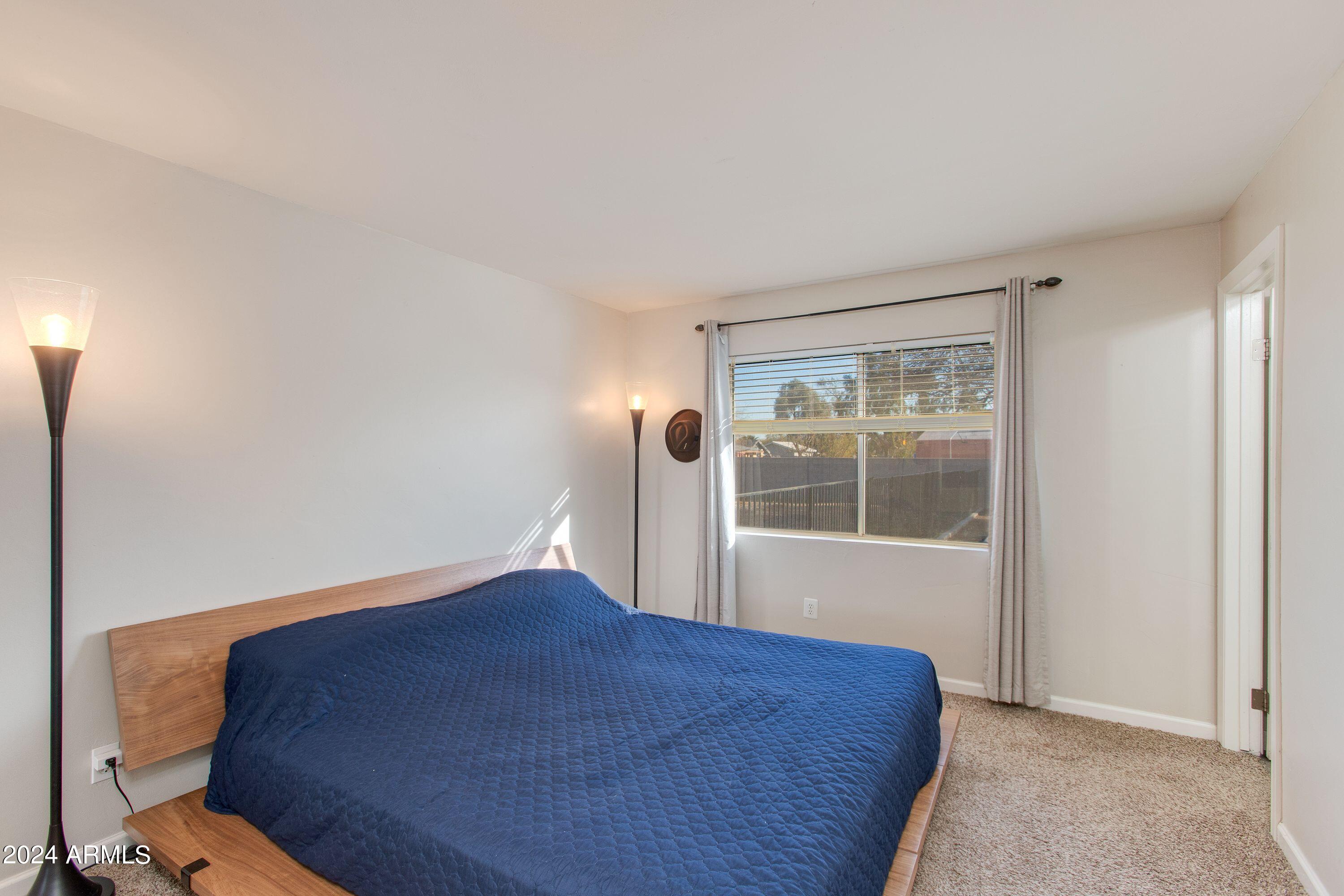 1929 E CAMPO BELLO Drive