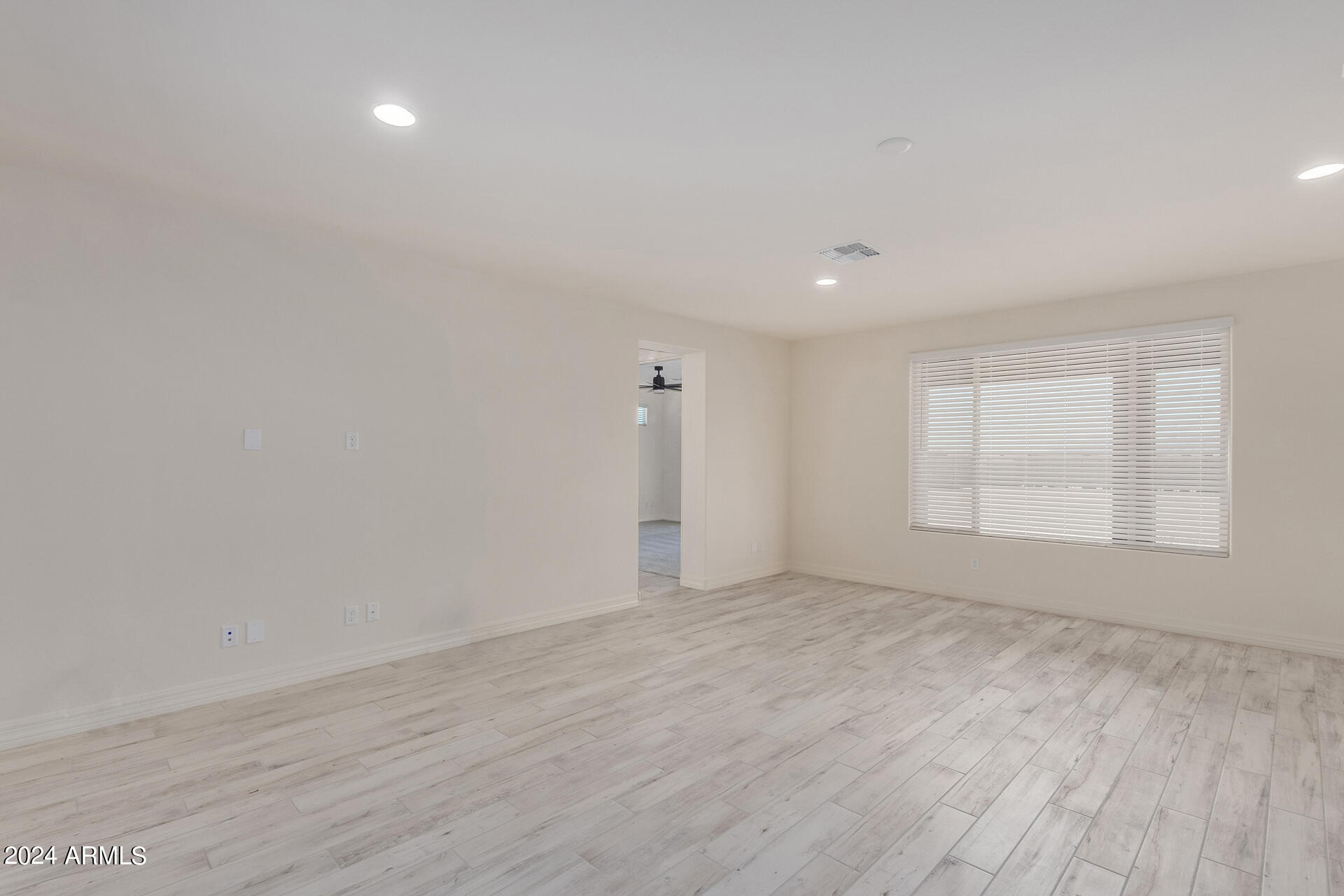 22409 W MAX Drive