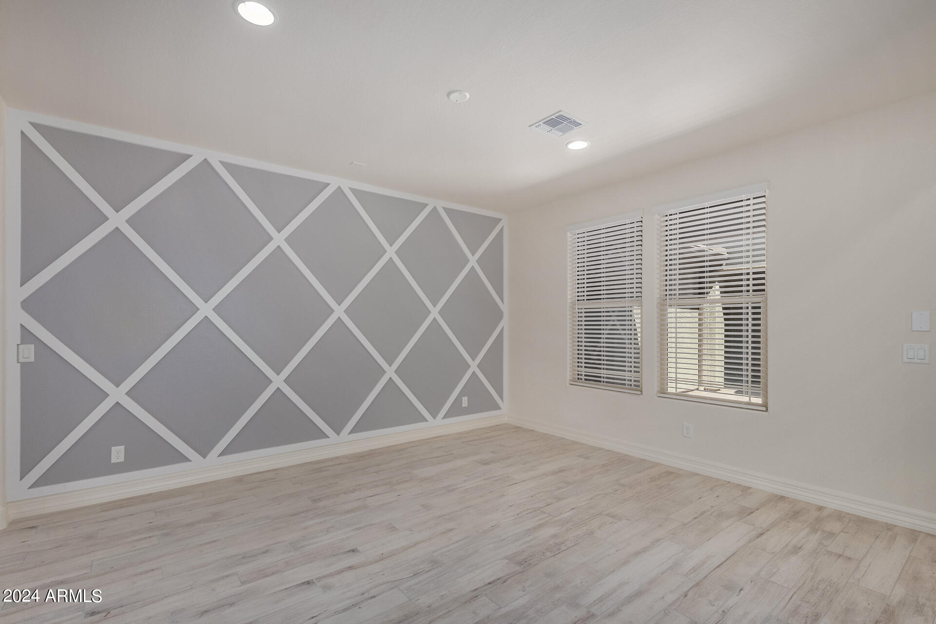 22409 W MAX Drive