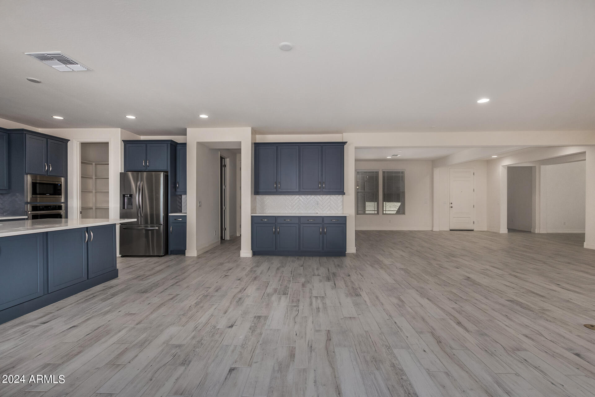 22409 W MAX Drive