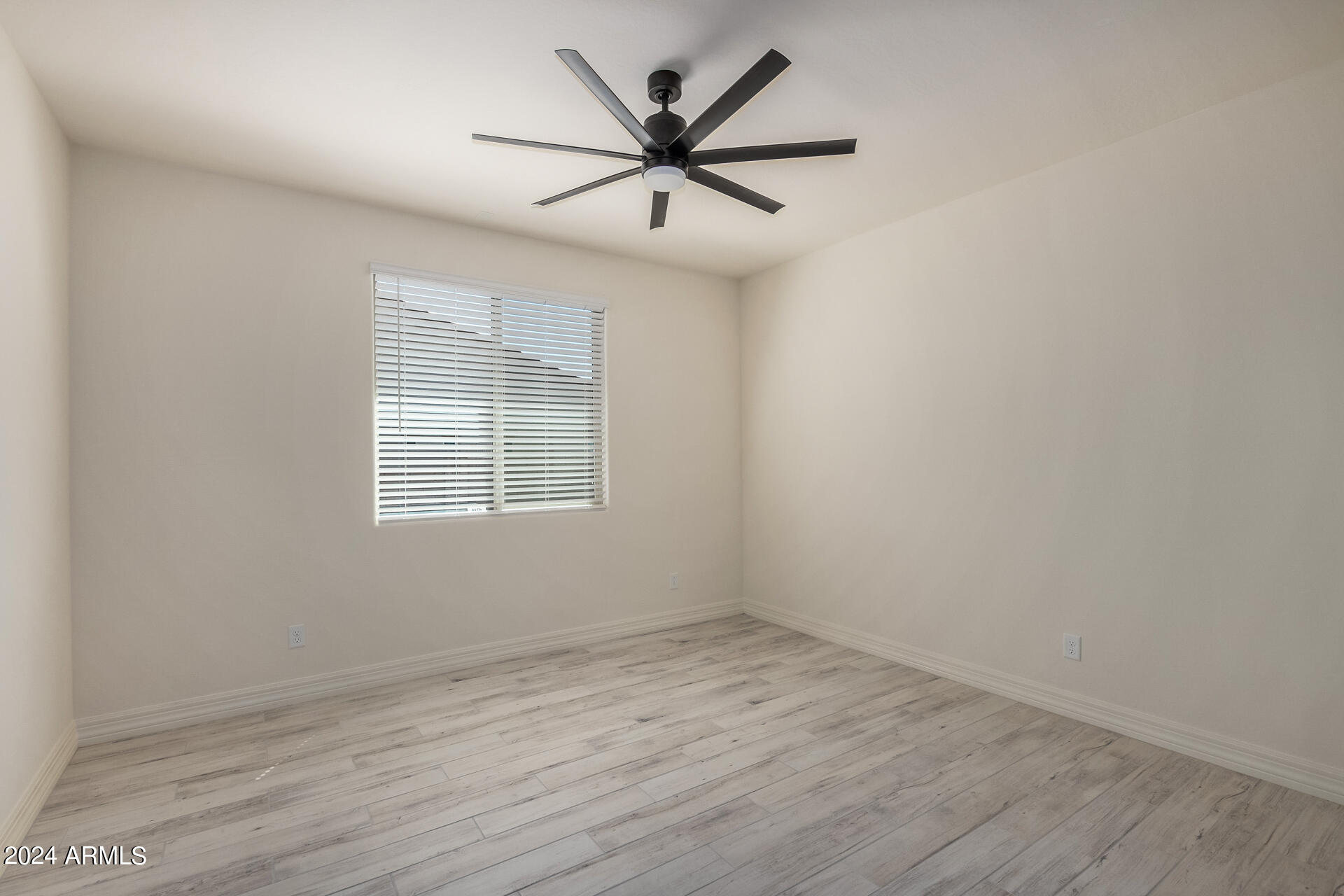 22409 W MAX Drive