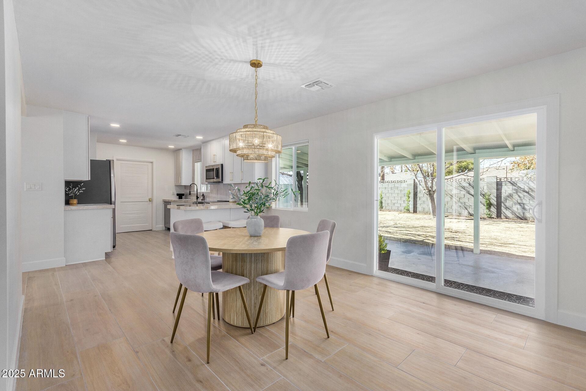 2126 N 69TH Place