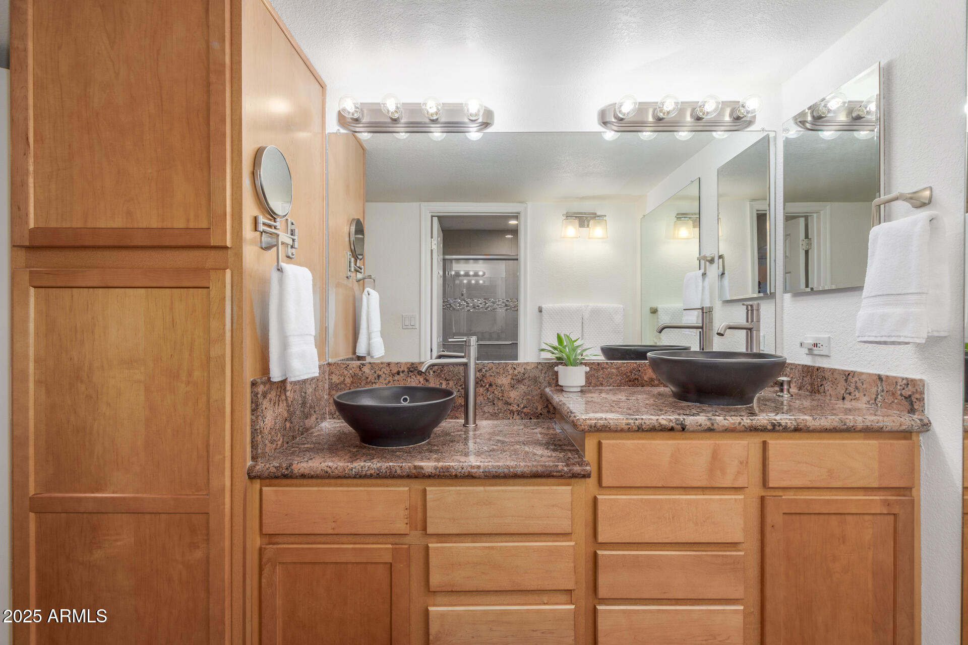 12212 N PARADISE VILLAGE Parkway 109