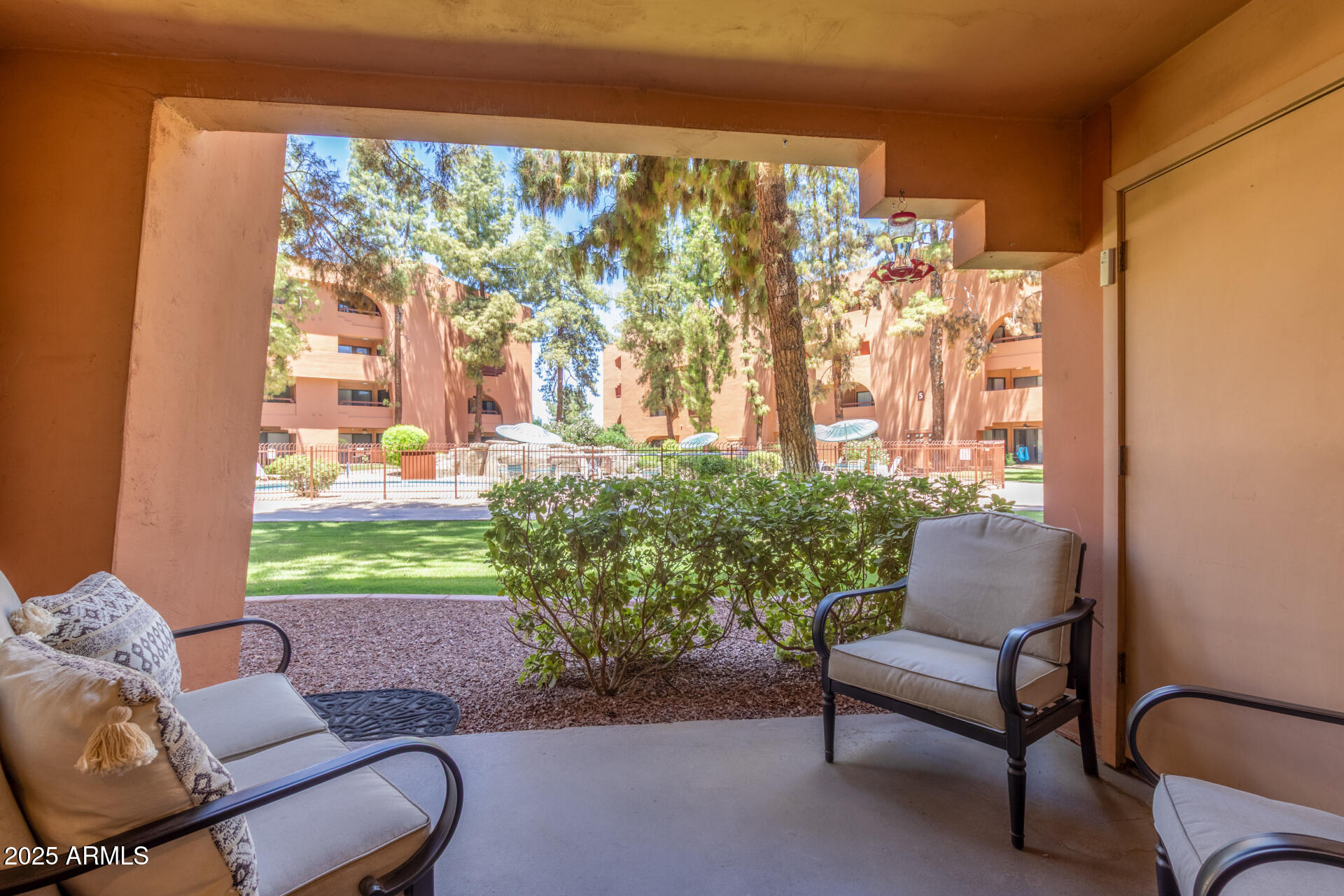 12212 N PARADISE VILLAGE Parkway 109