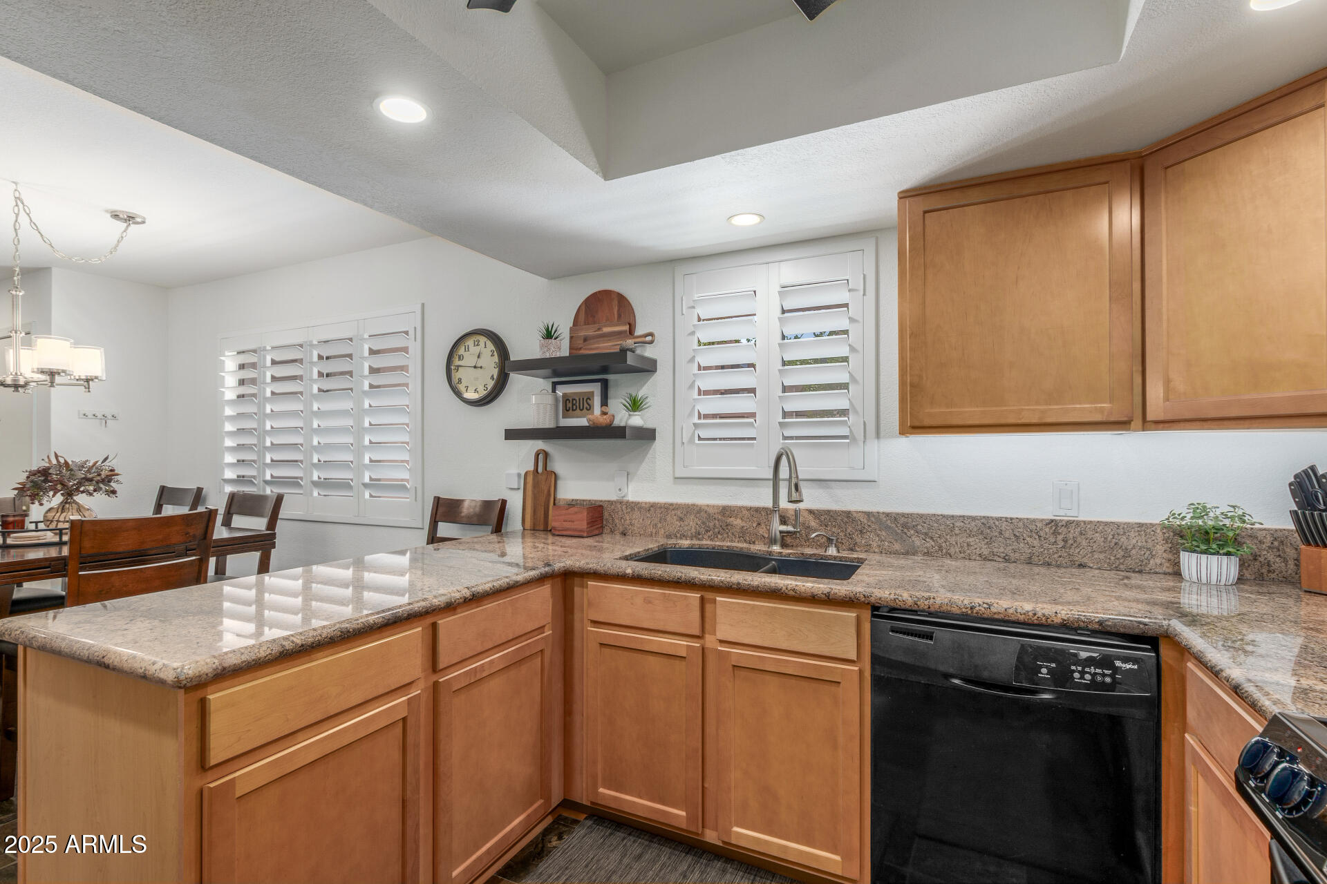 12212 N PARADISE VILLAGE Parkway 109