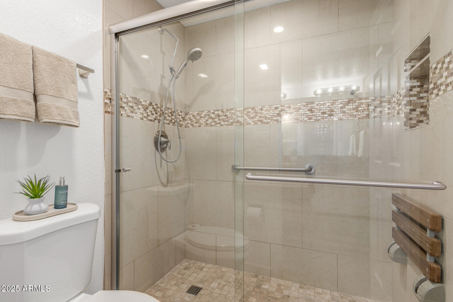 12212 N PARADISE VILLAGE Parkway 109