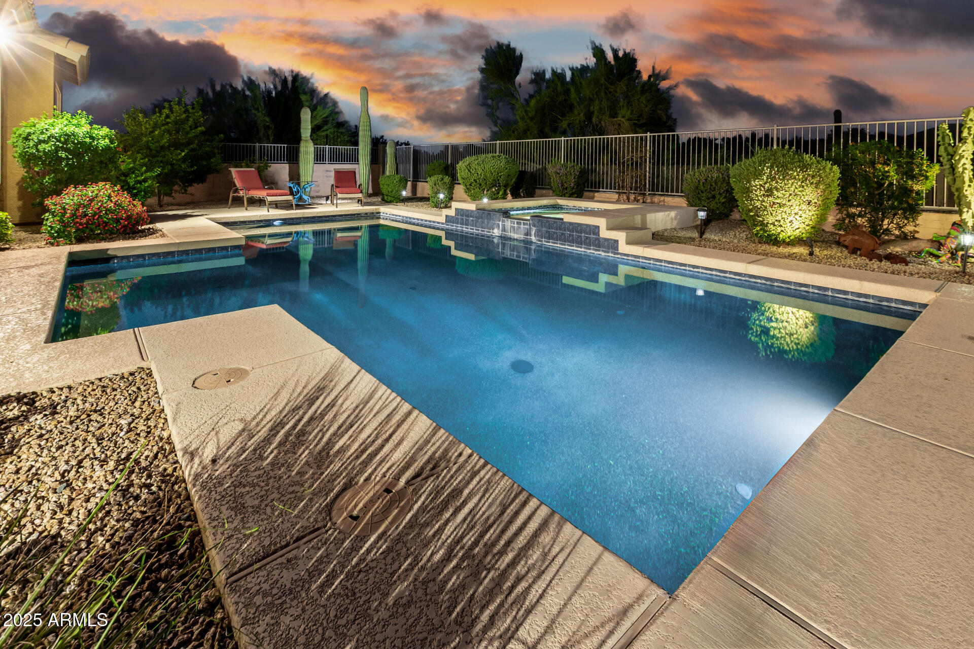 5032 E SIERRA SUNSET Trail