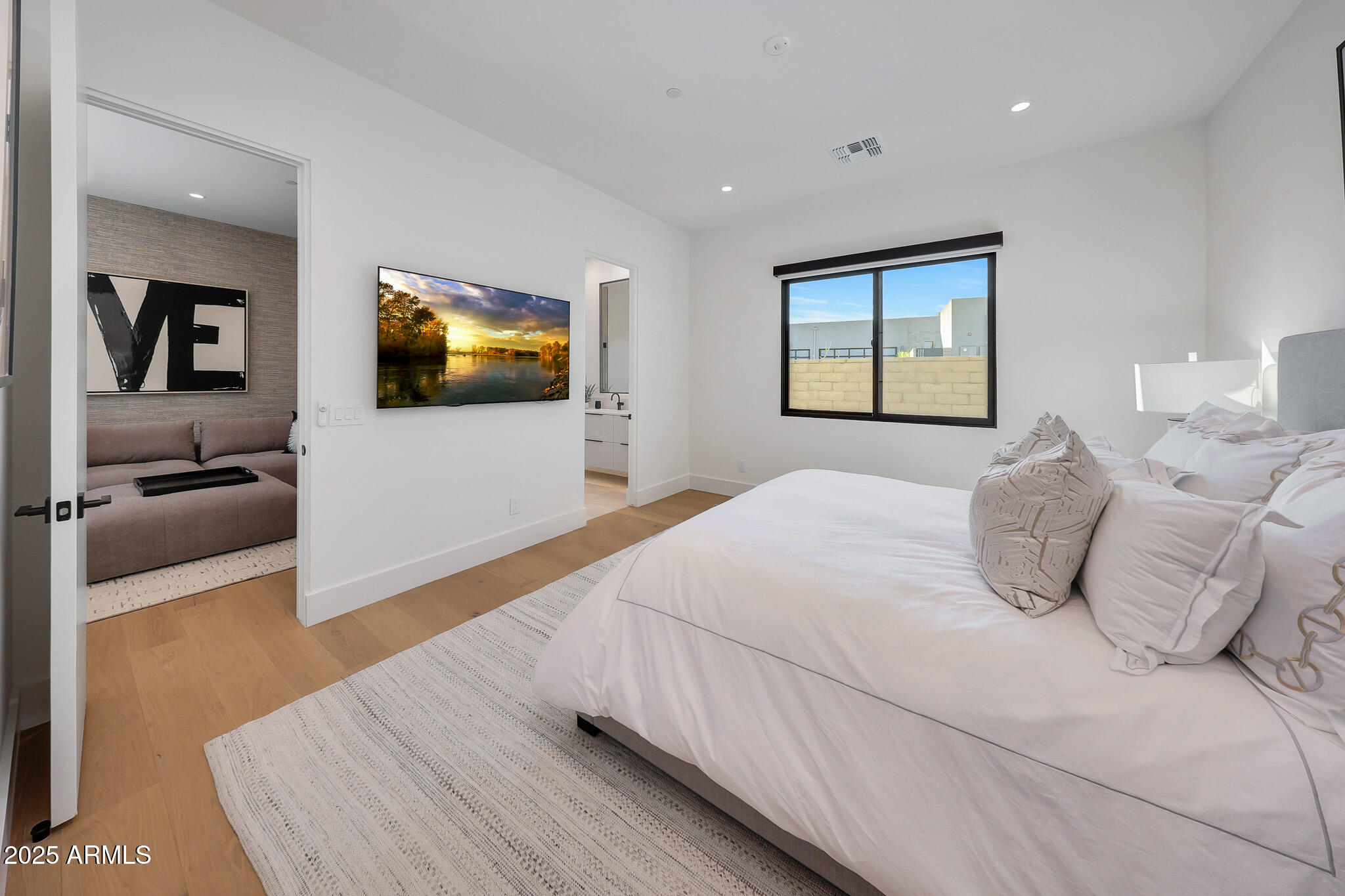 12864 E Harper Drive