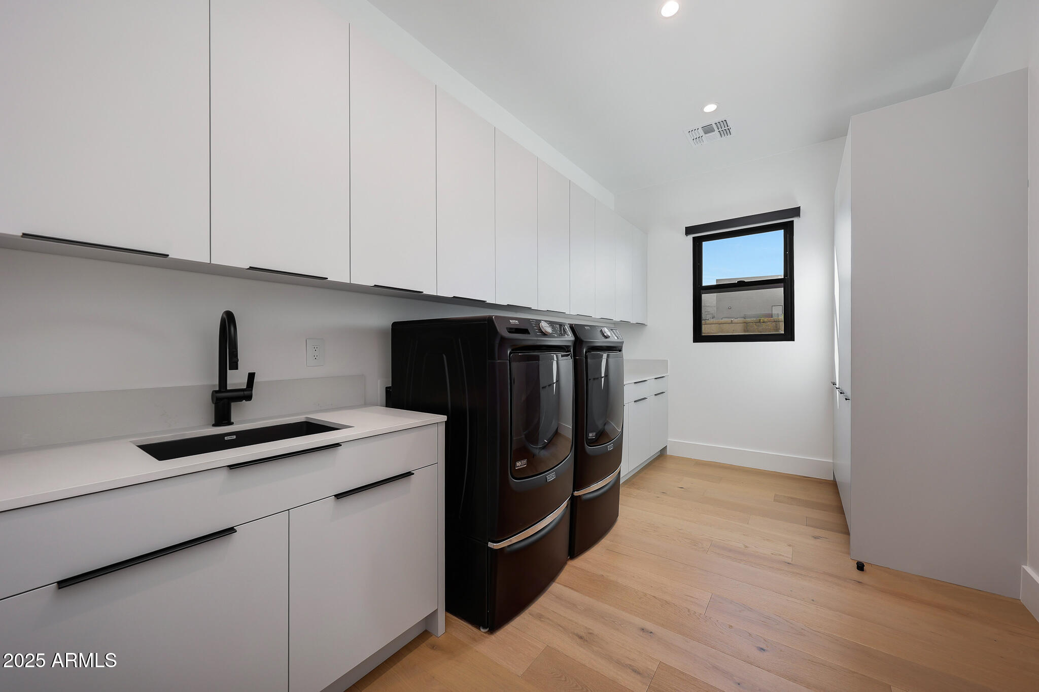 12864 E Harper Drive