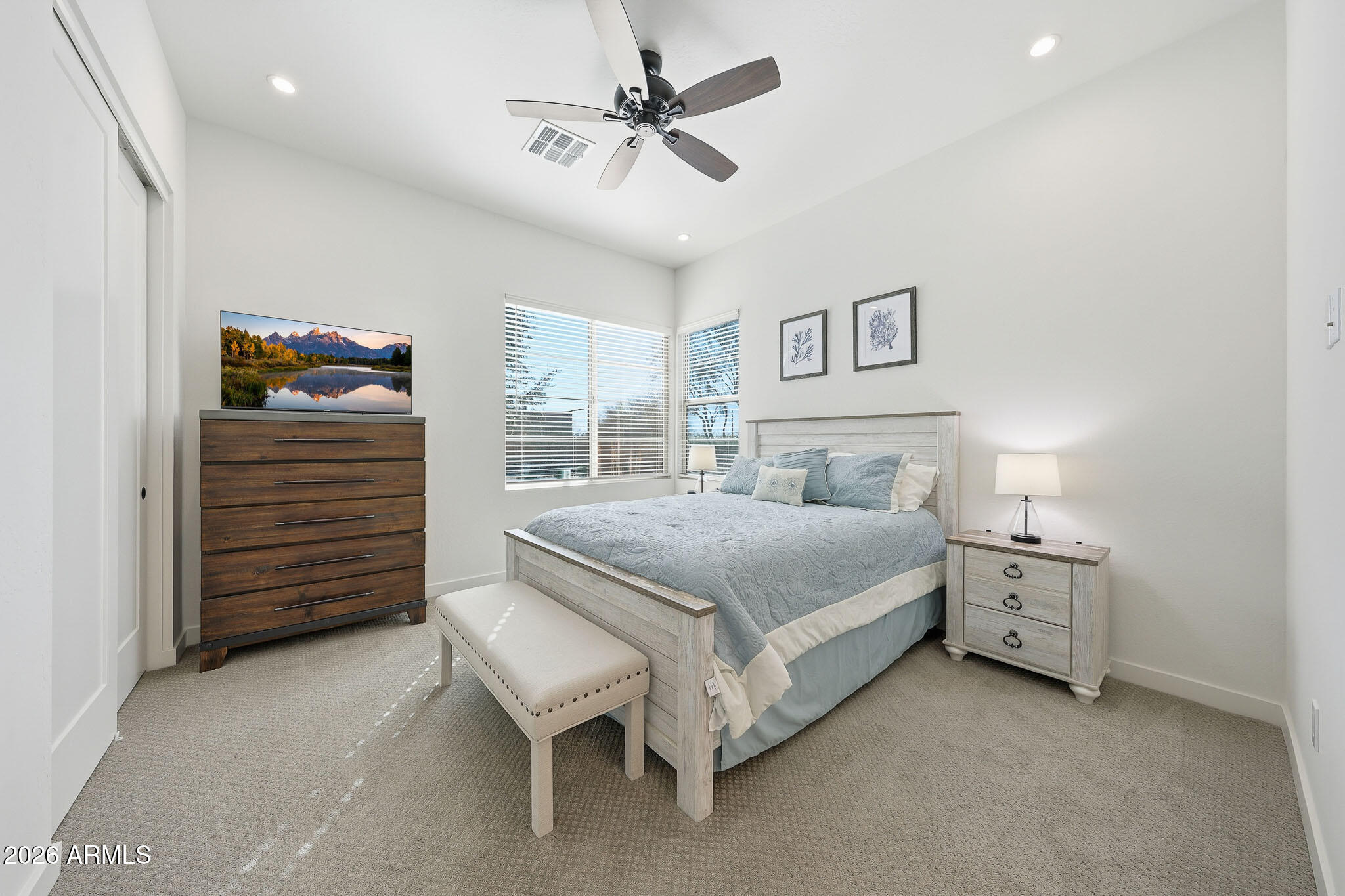 4416 E ROY ROGERS Road