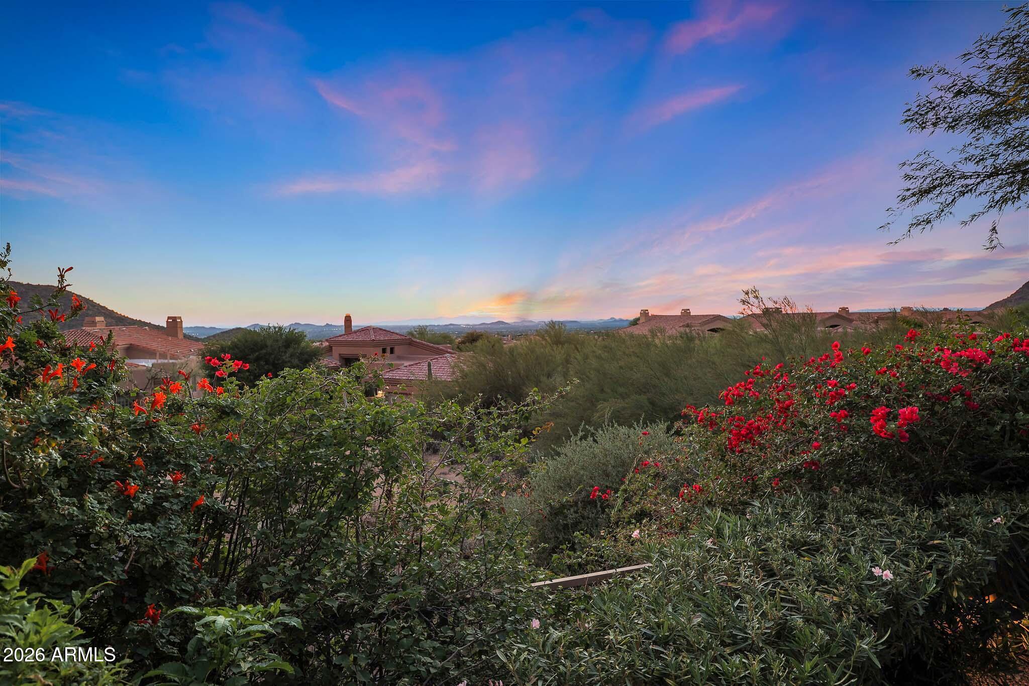 11023 E DE LA O Road