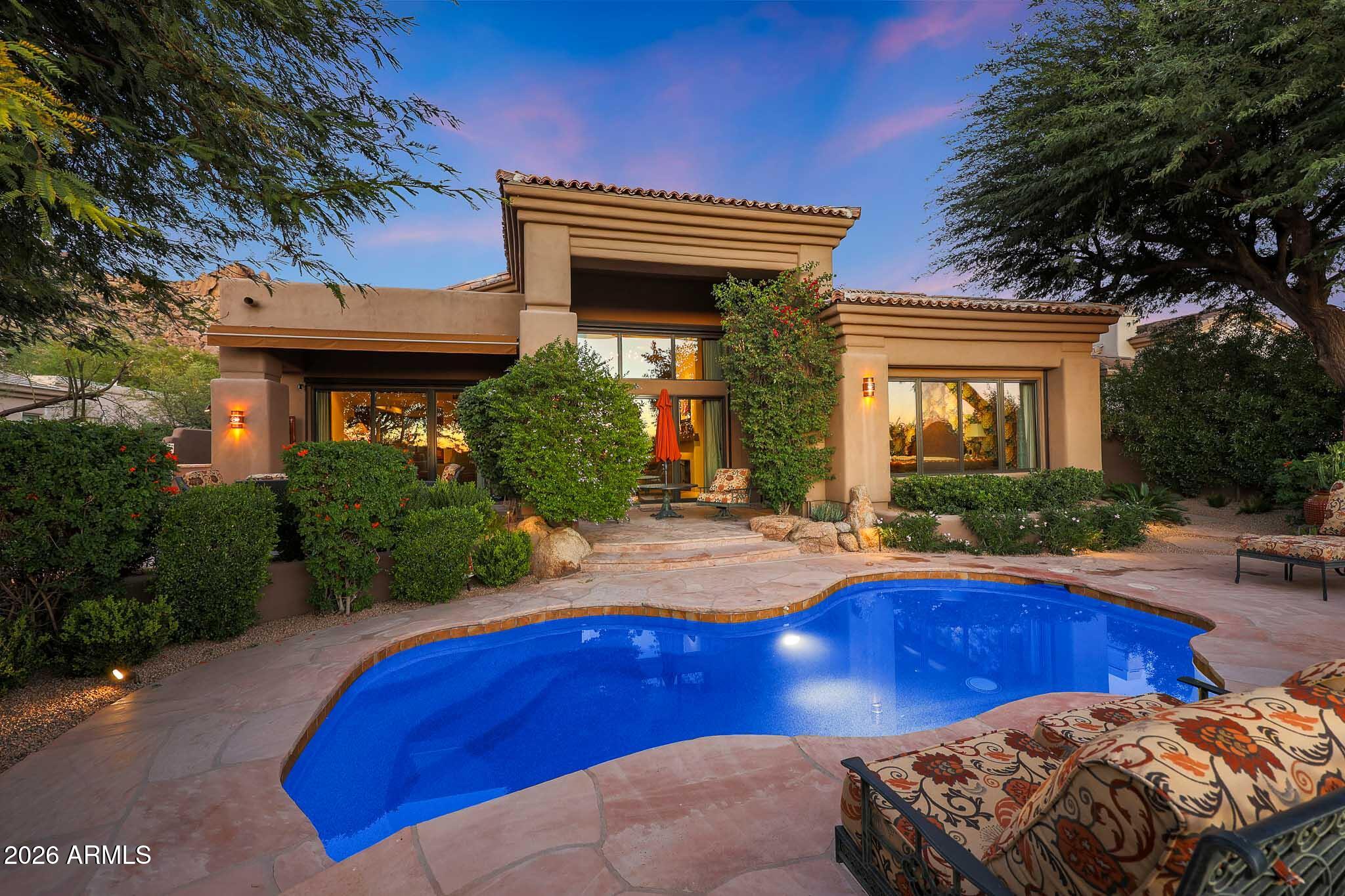 11023 E DE LA O Road