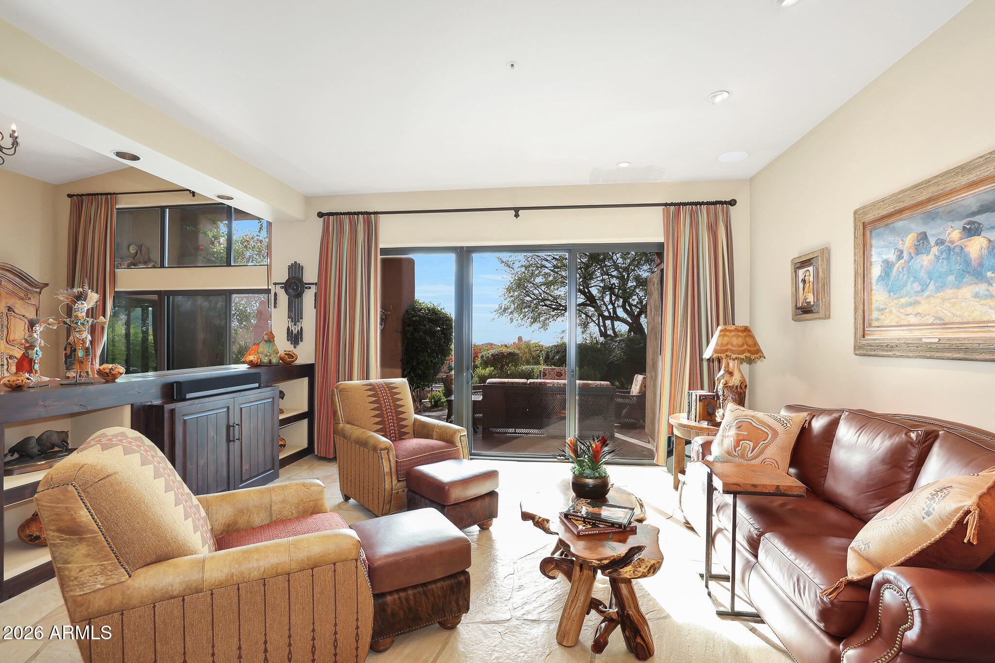 11023 E DE LA O Road