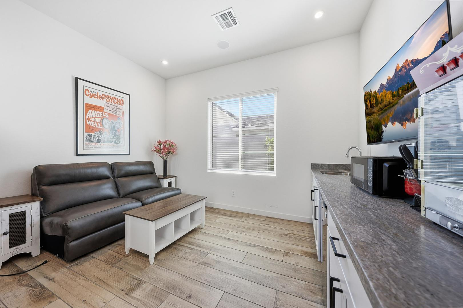 4416 E Roy Rogers Road