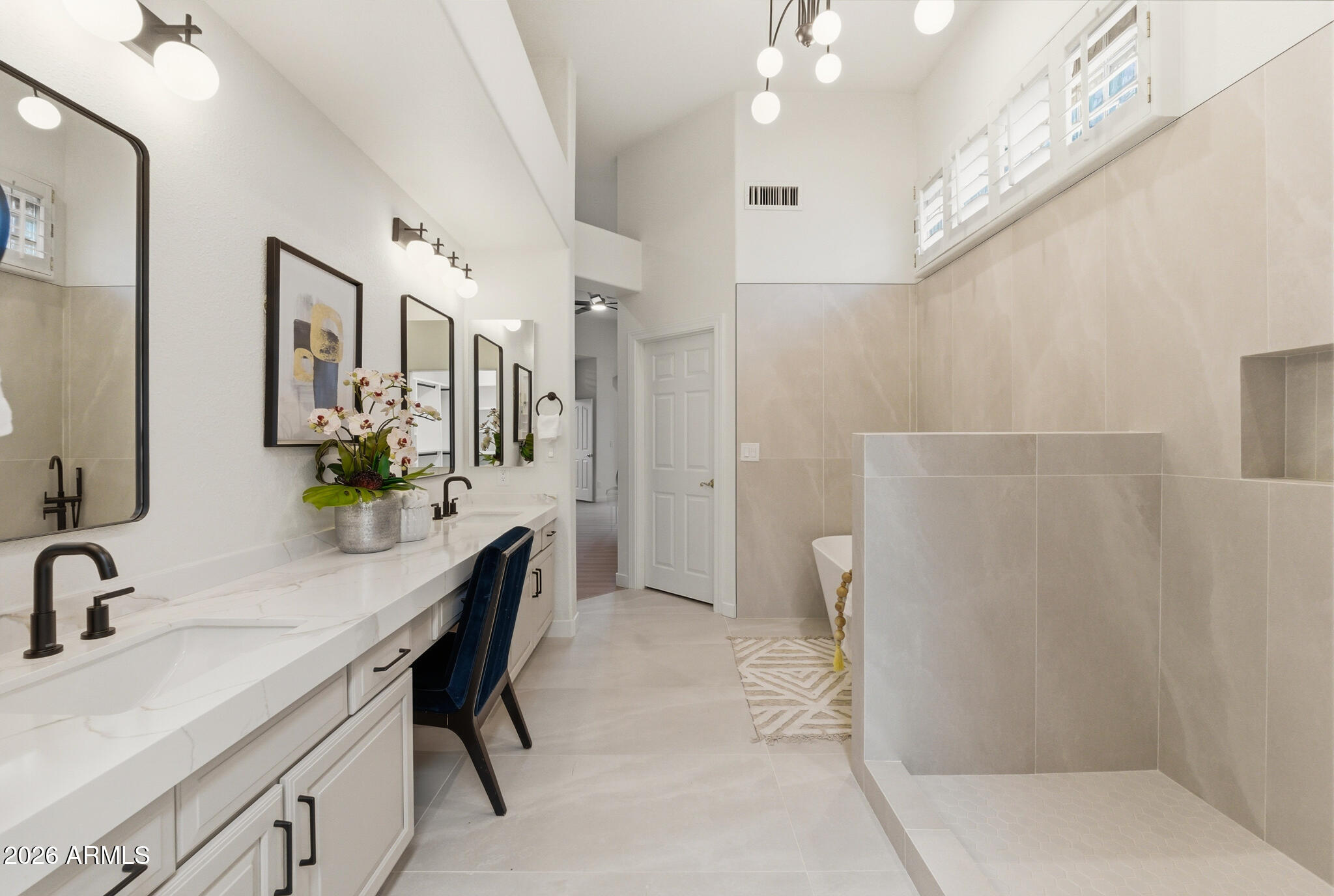 8100 E CAMELBACK Road 167