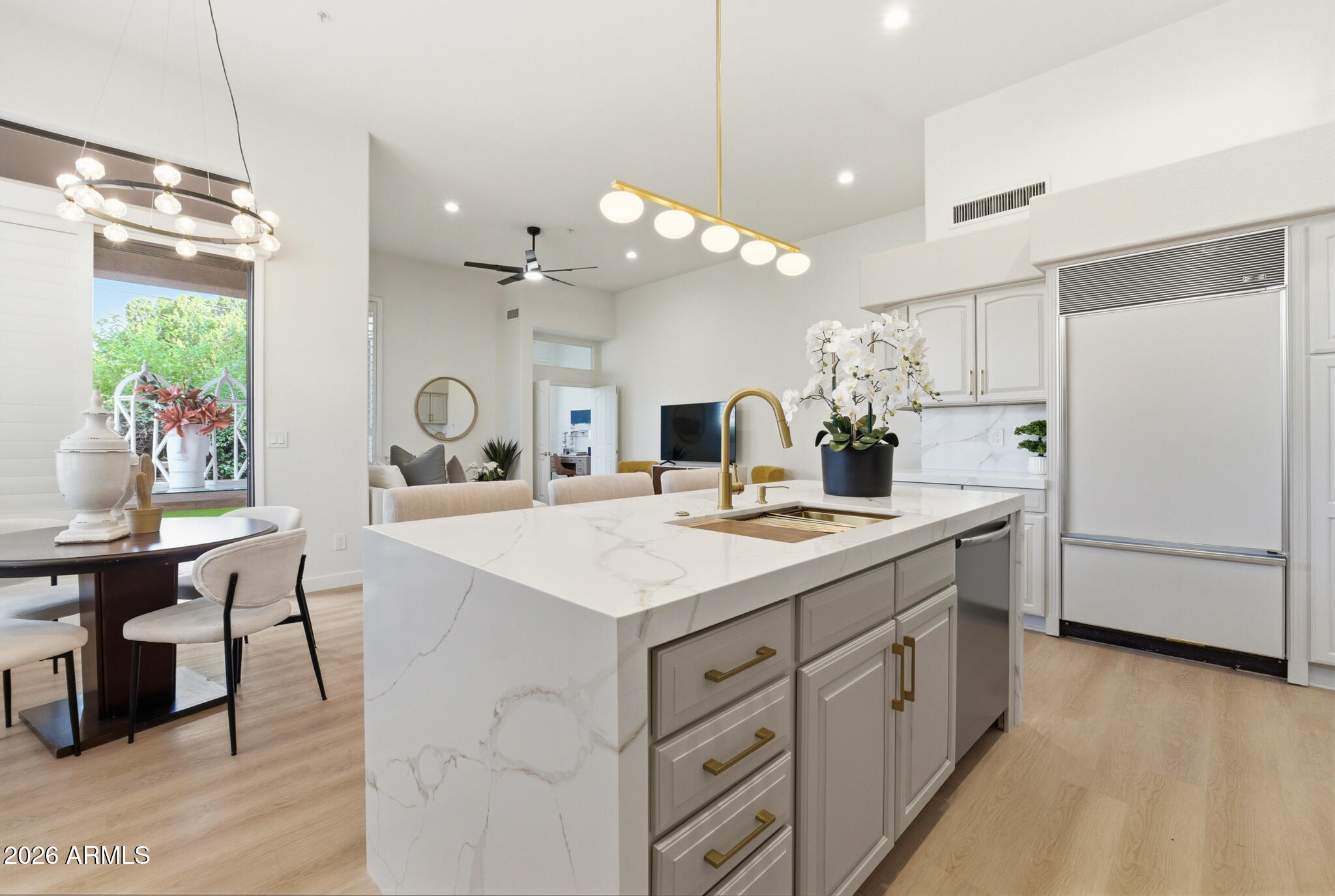 8100 E CAMELBACK Road 167